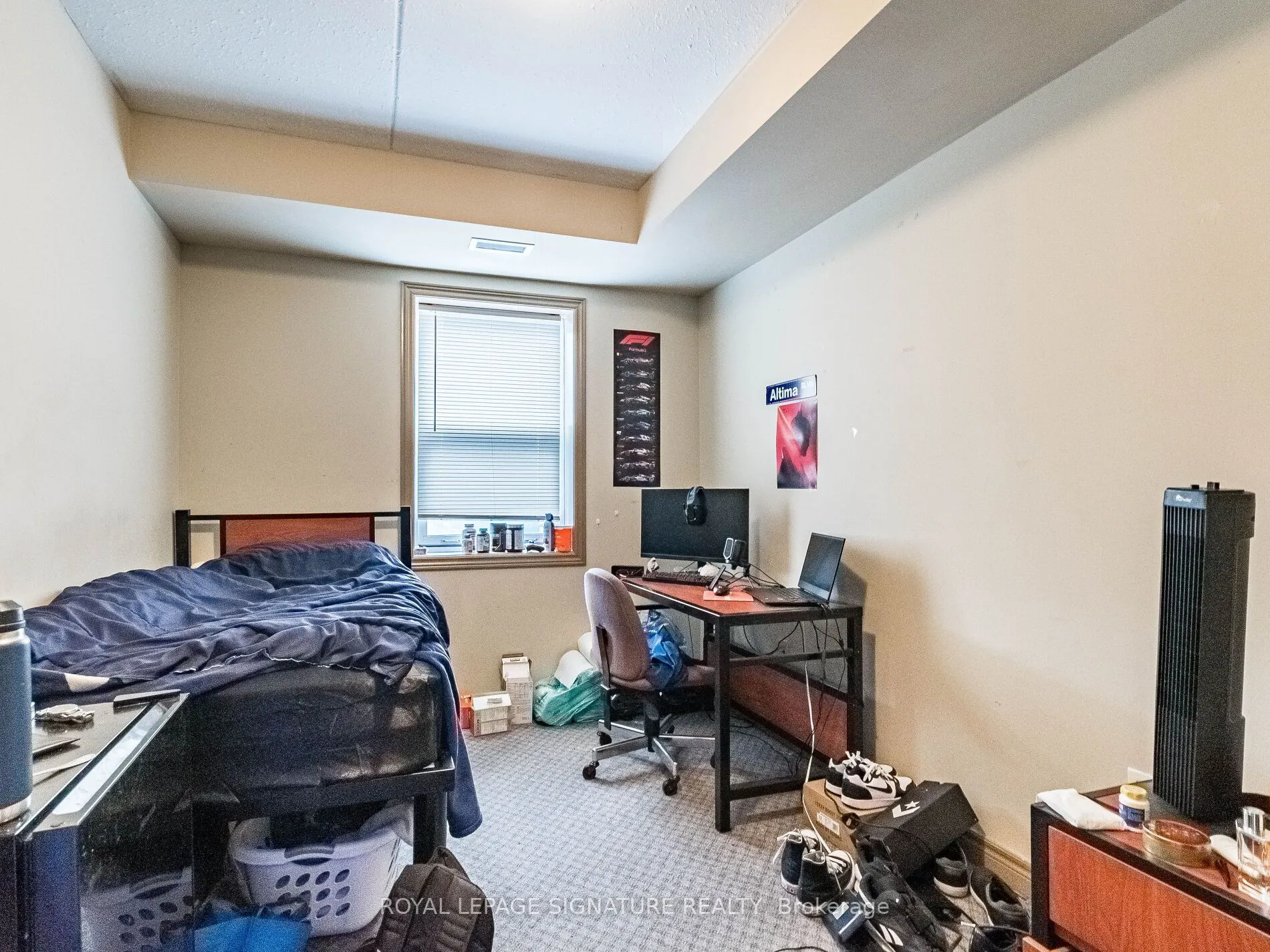 251 Lester Street, #203