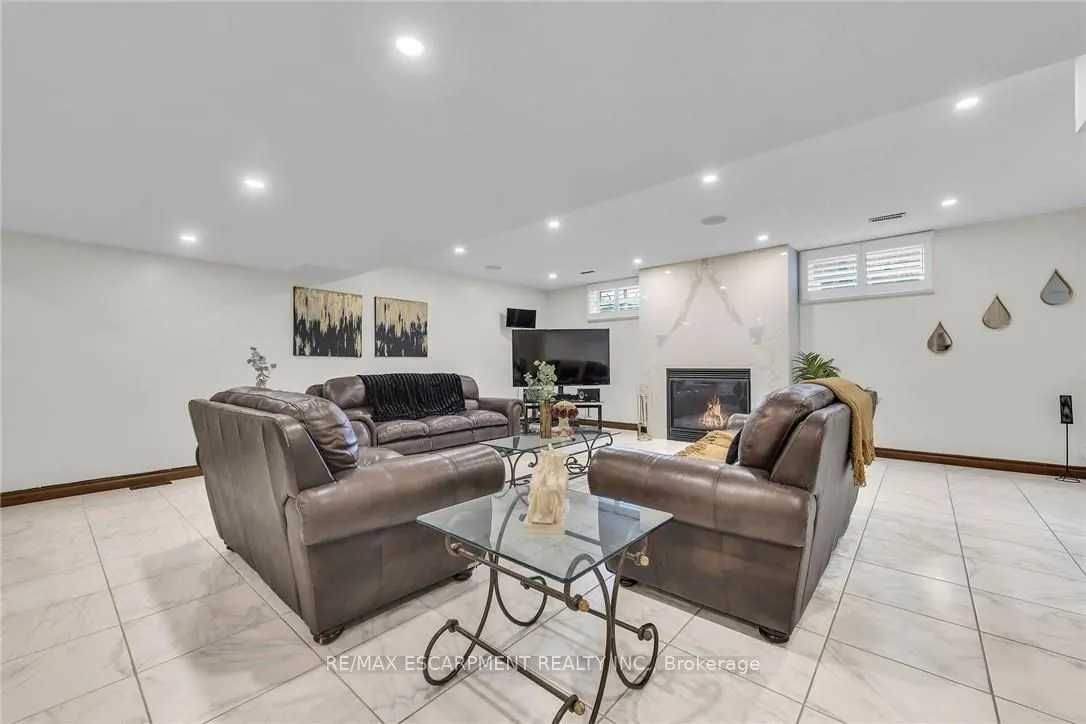 117 Christopher Drive