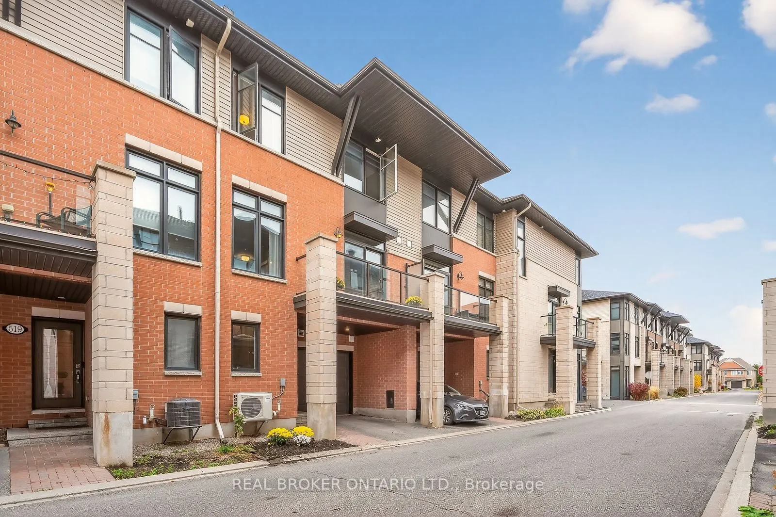 521 Chaperal Private