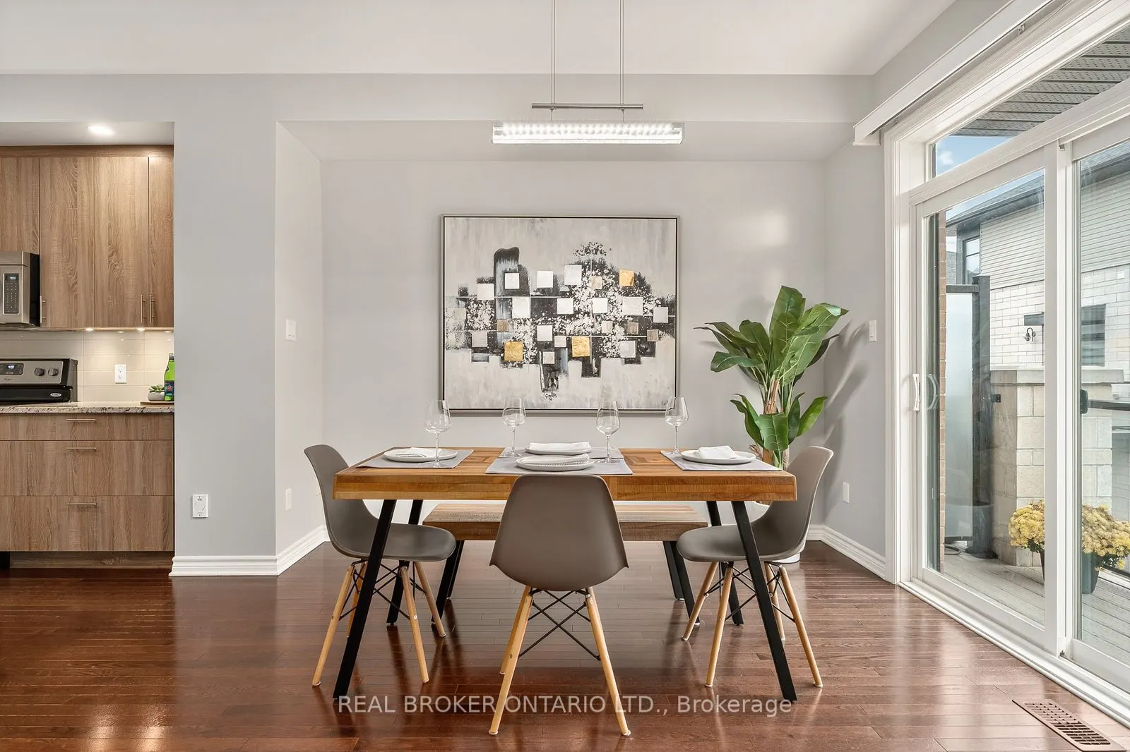 521 Chaperal Private