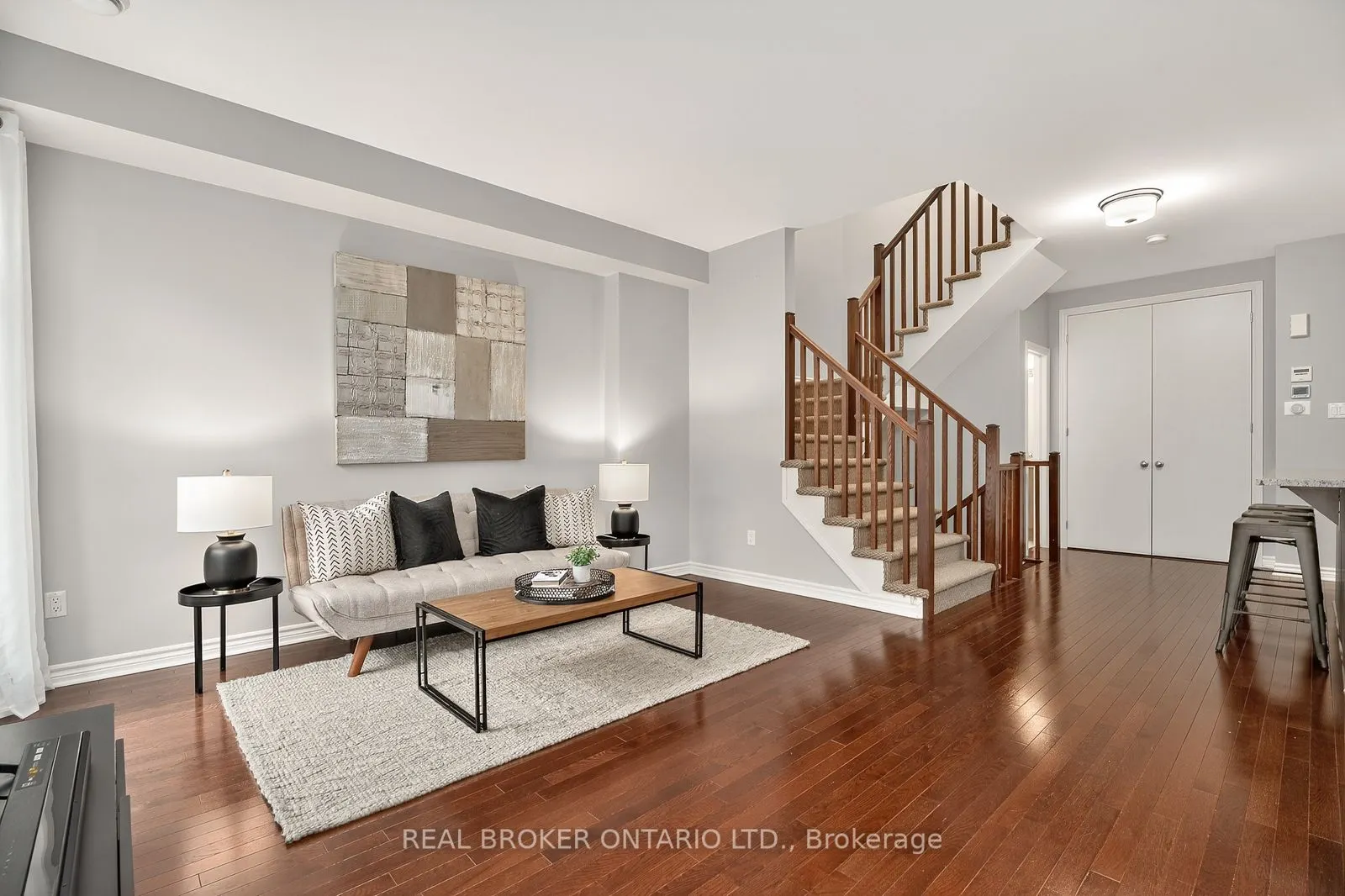 521 Chaperal Private