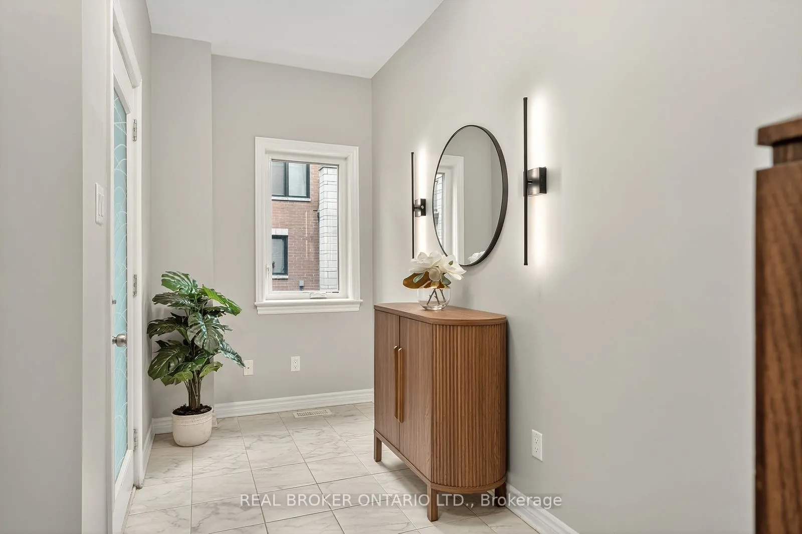 521 Chaperal Private