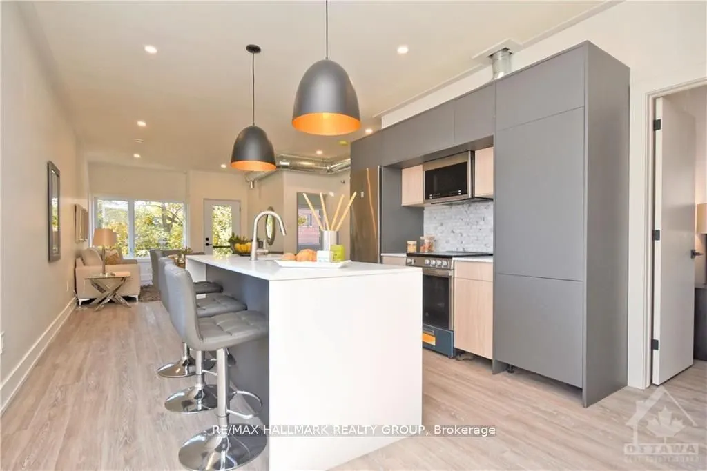 368 Chapel Street, #2