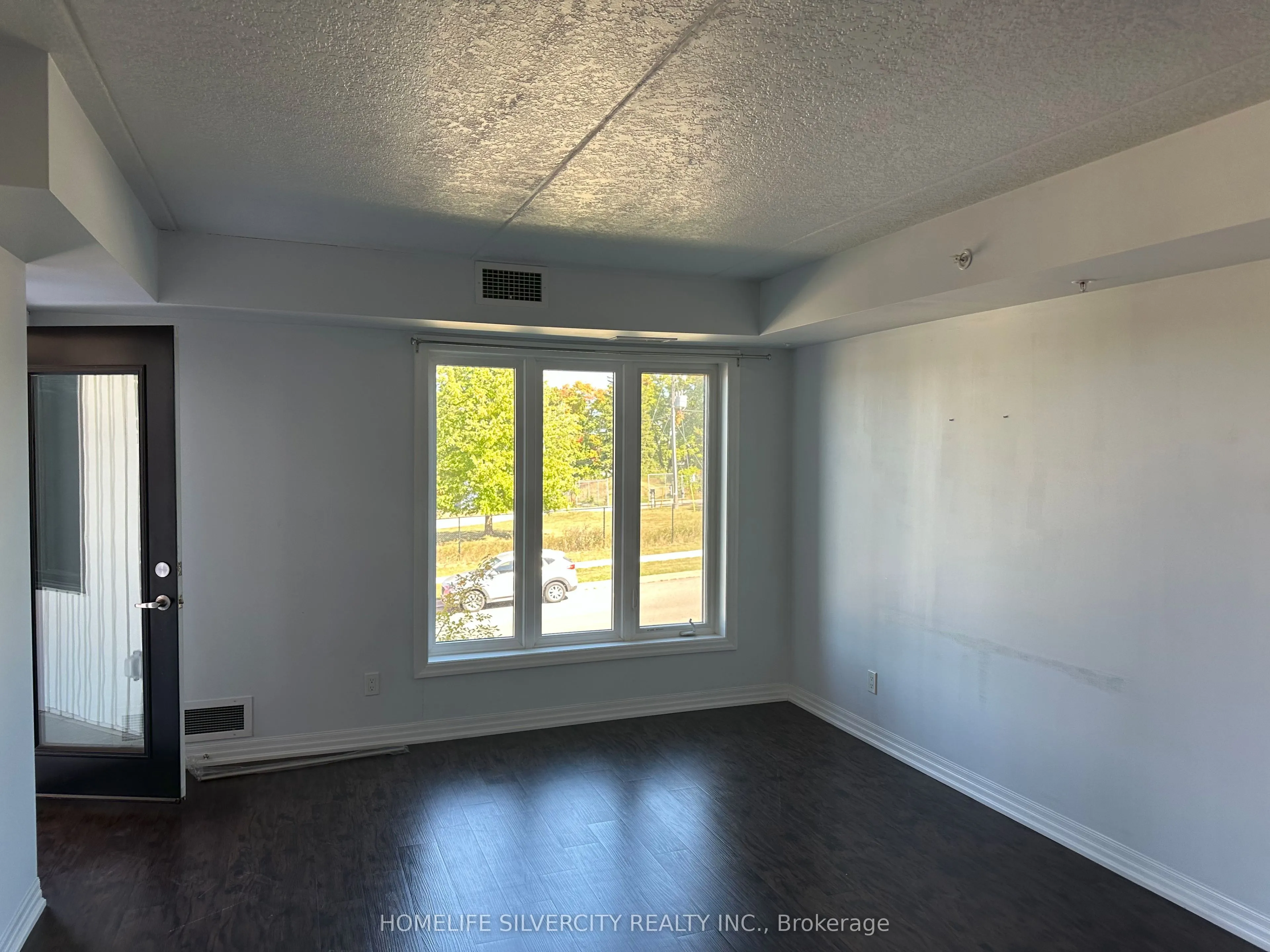 104 Summit Ridge Drive, #206