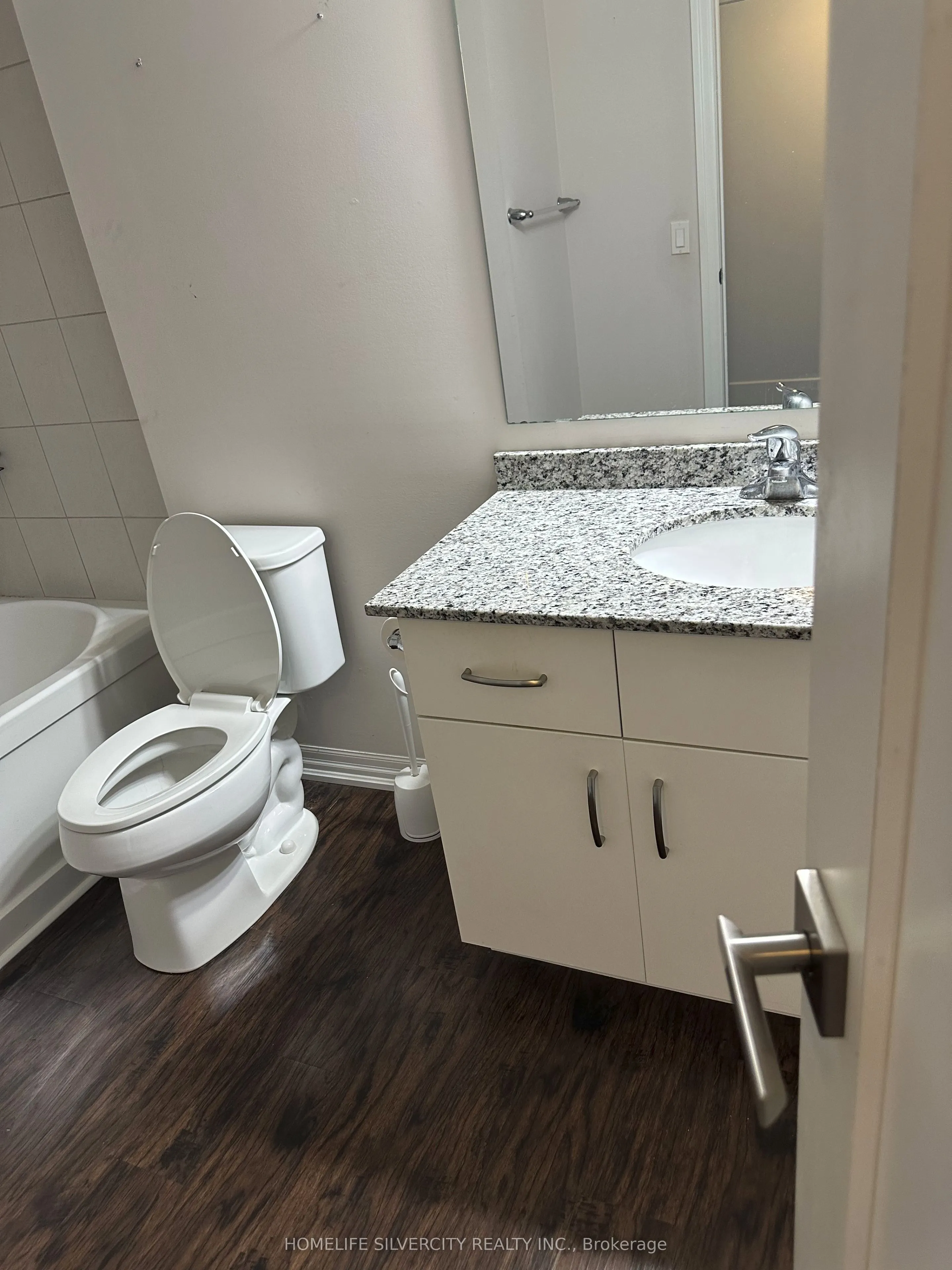 104 Summit Ridge Drive, #206