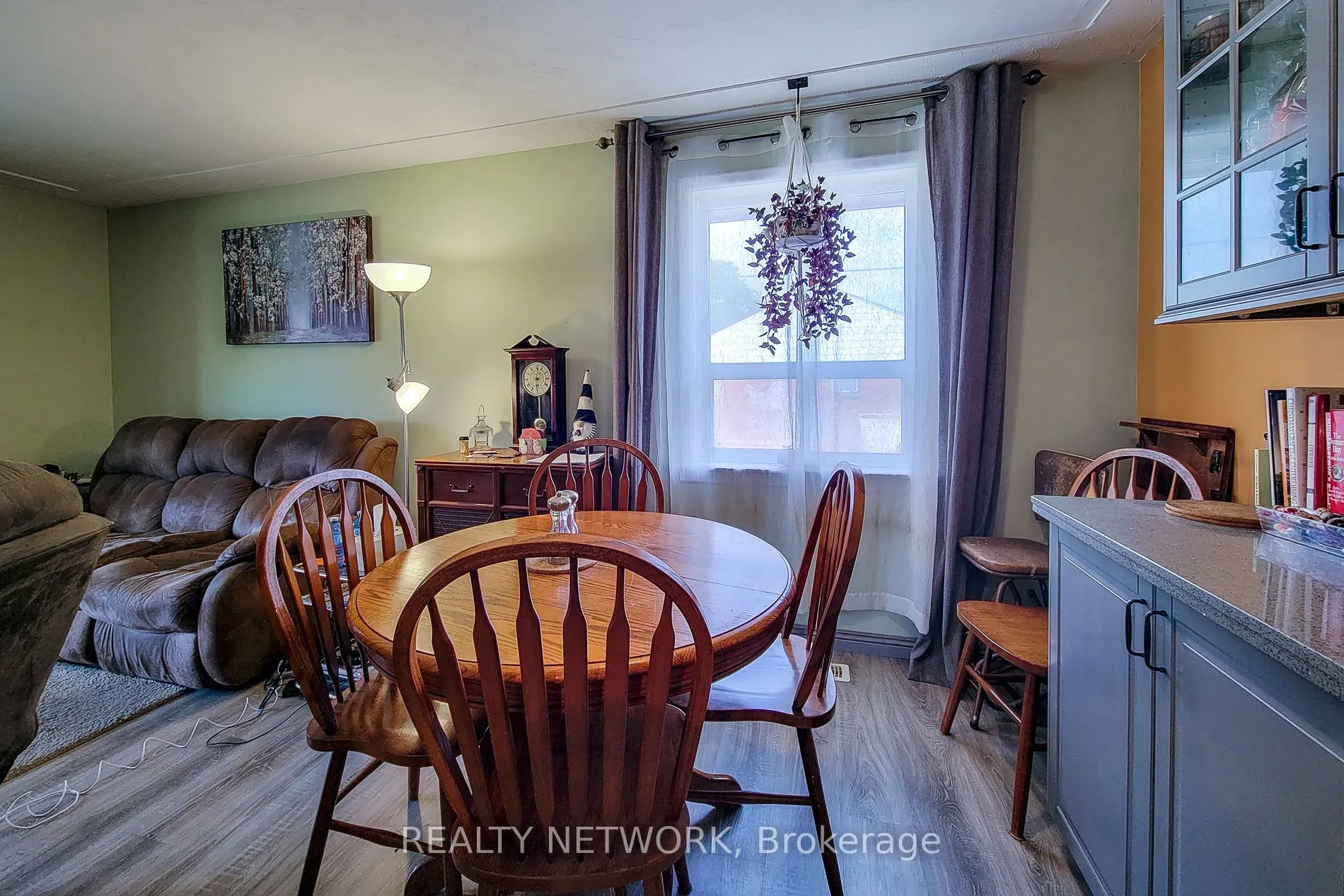 49 Nottingham Avenue