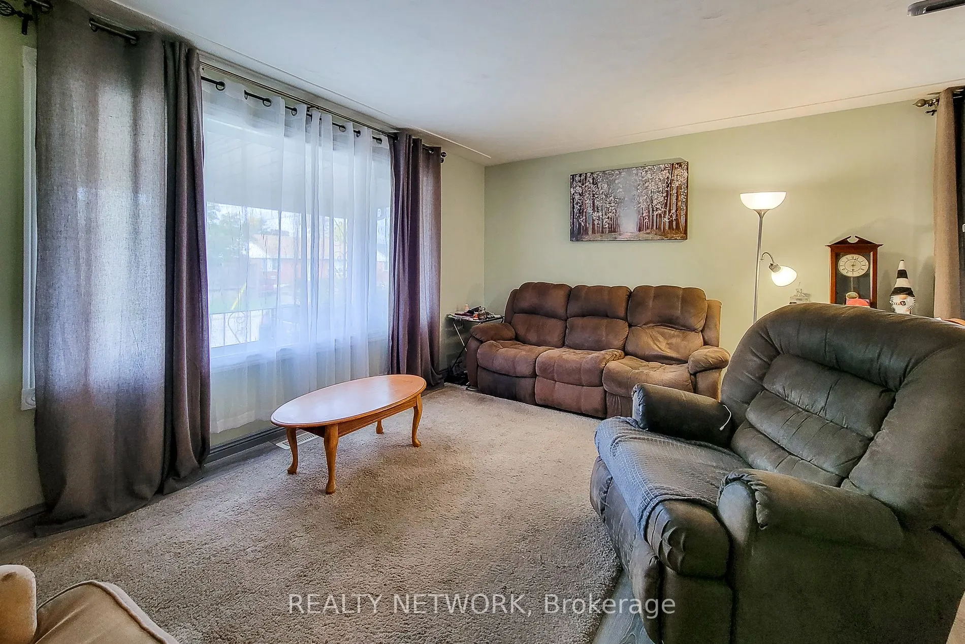 49 Nottingham Avenue