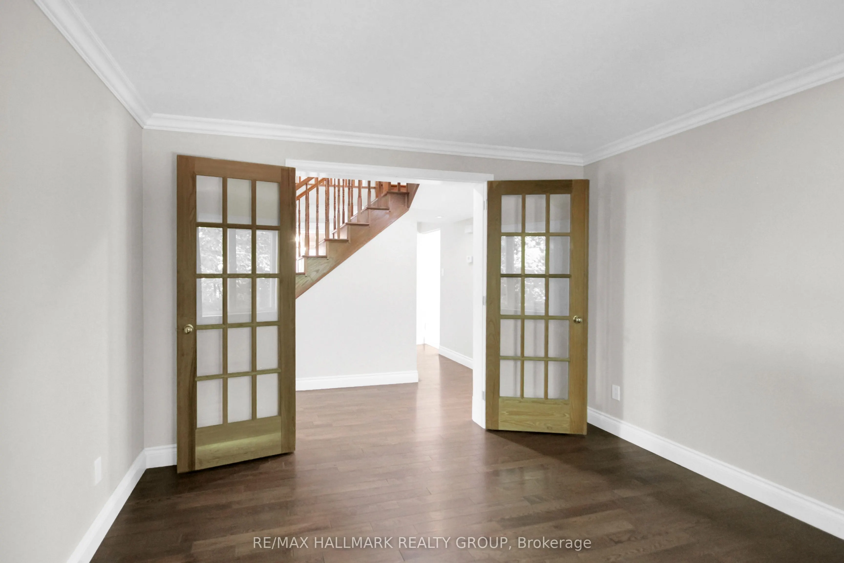 1662 HUNTERS RUN Drive