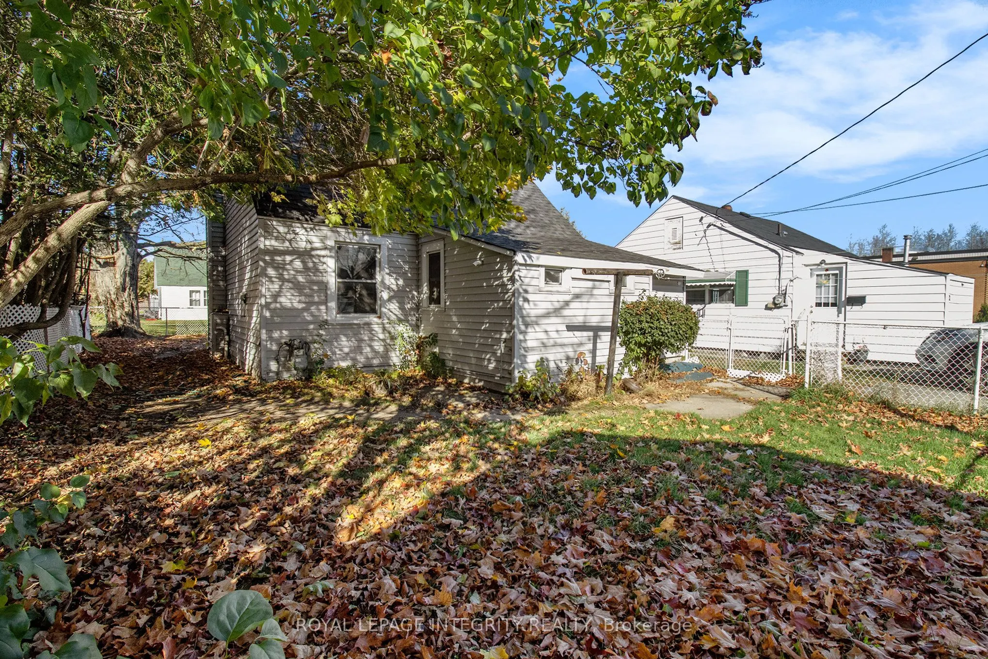 30 Churchill Crescent