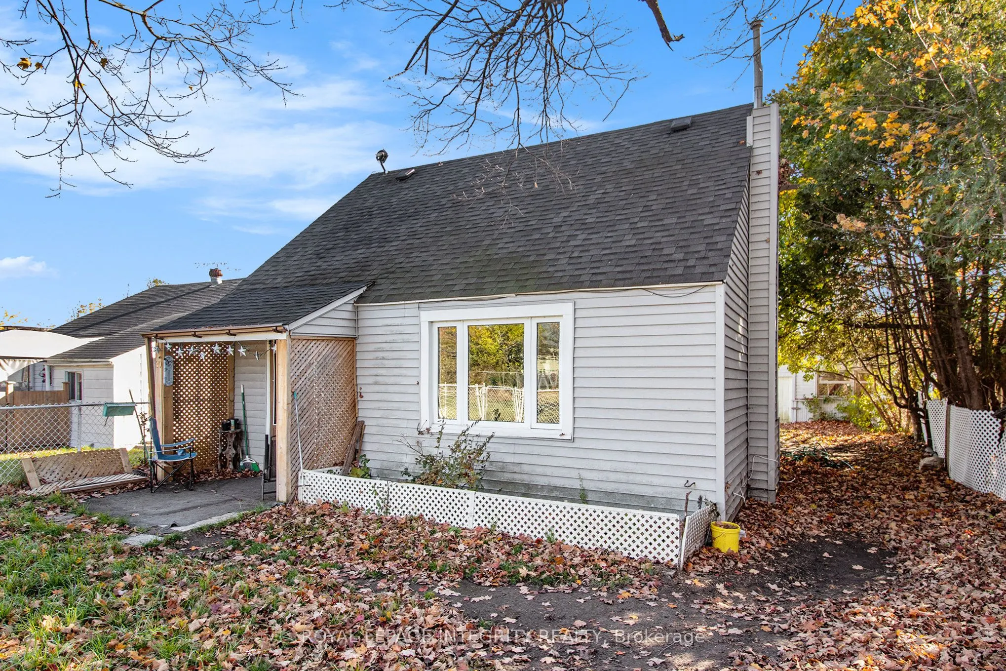 30 Churchill Crescent