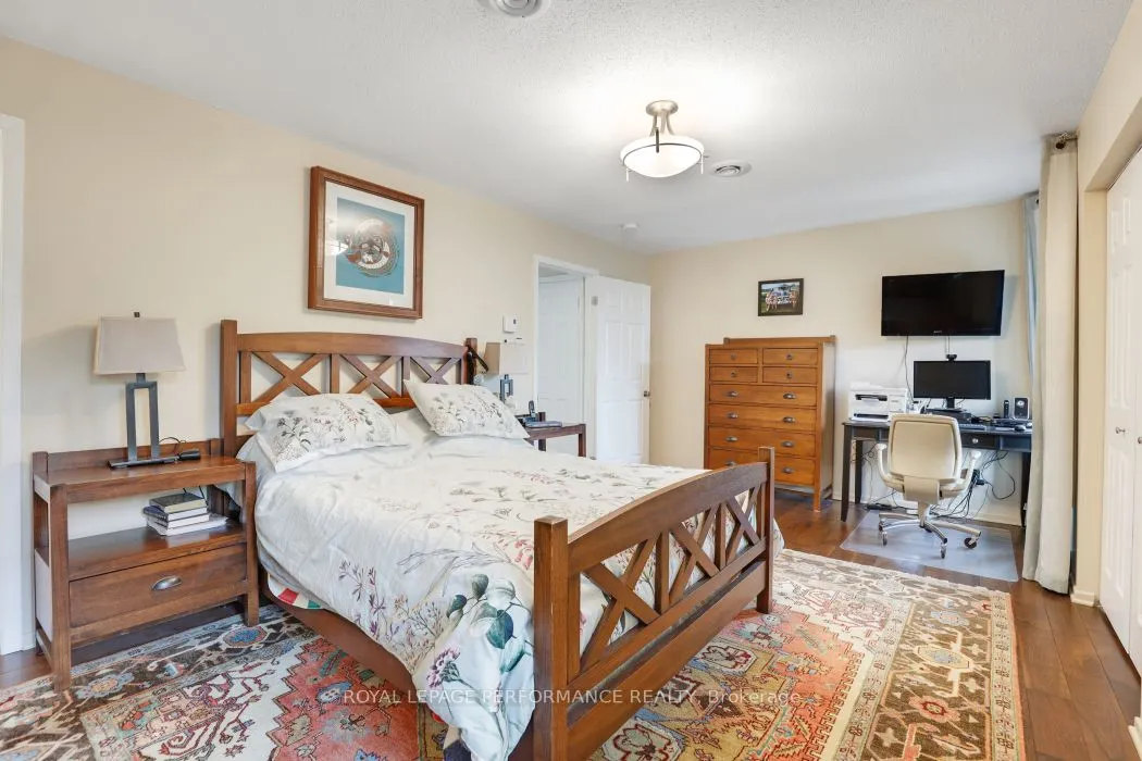 695 Richmond Road, #3