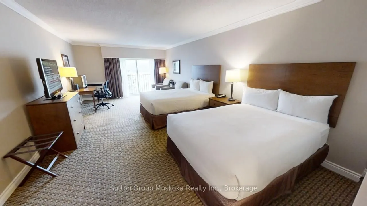 402 Bayshore - Deerhurst Drive, #402