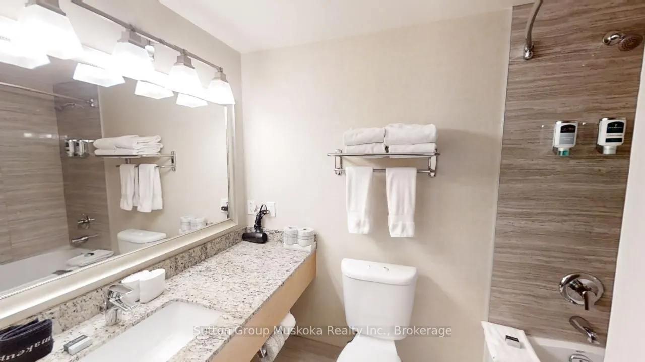 402 Bayshore - Deerhurst Drive, #402