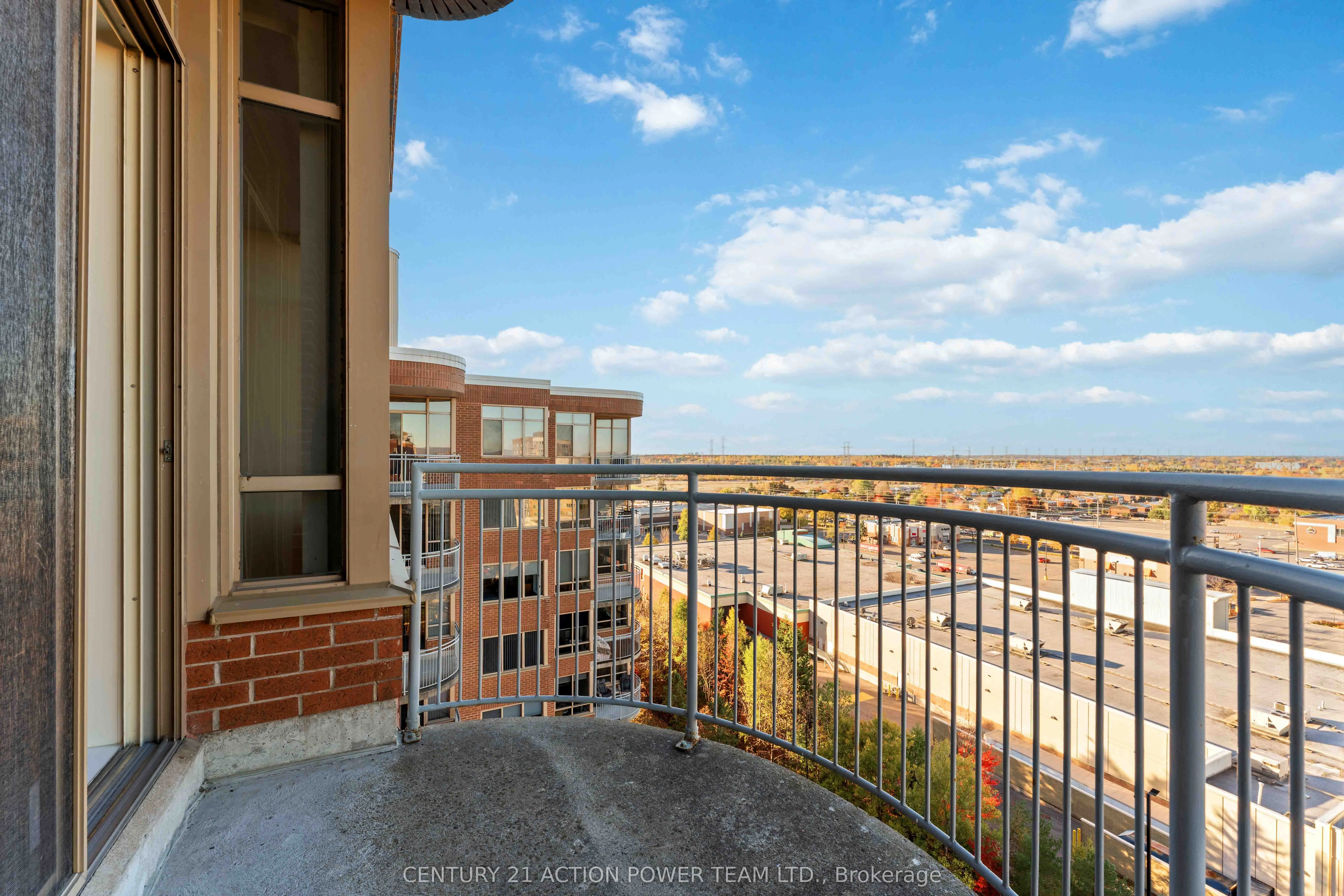 100 Grant Carmen Drive, #1216