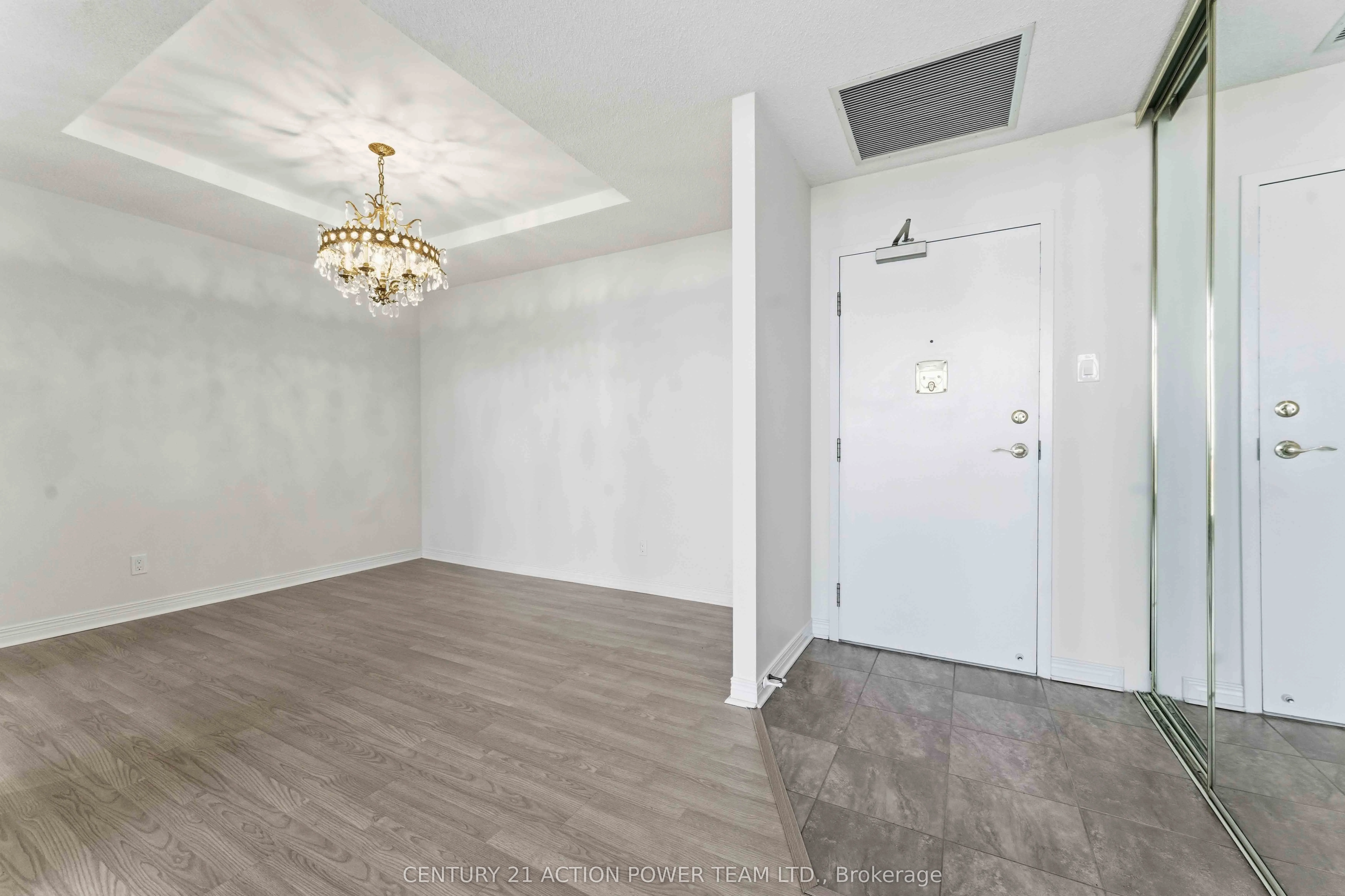 100 Grant Carmen Drive, #1216