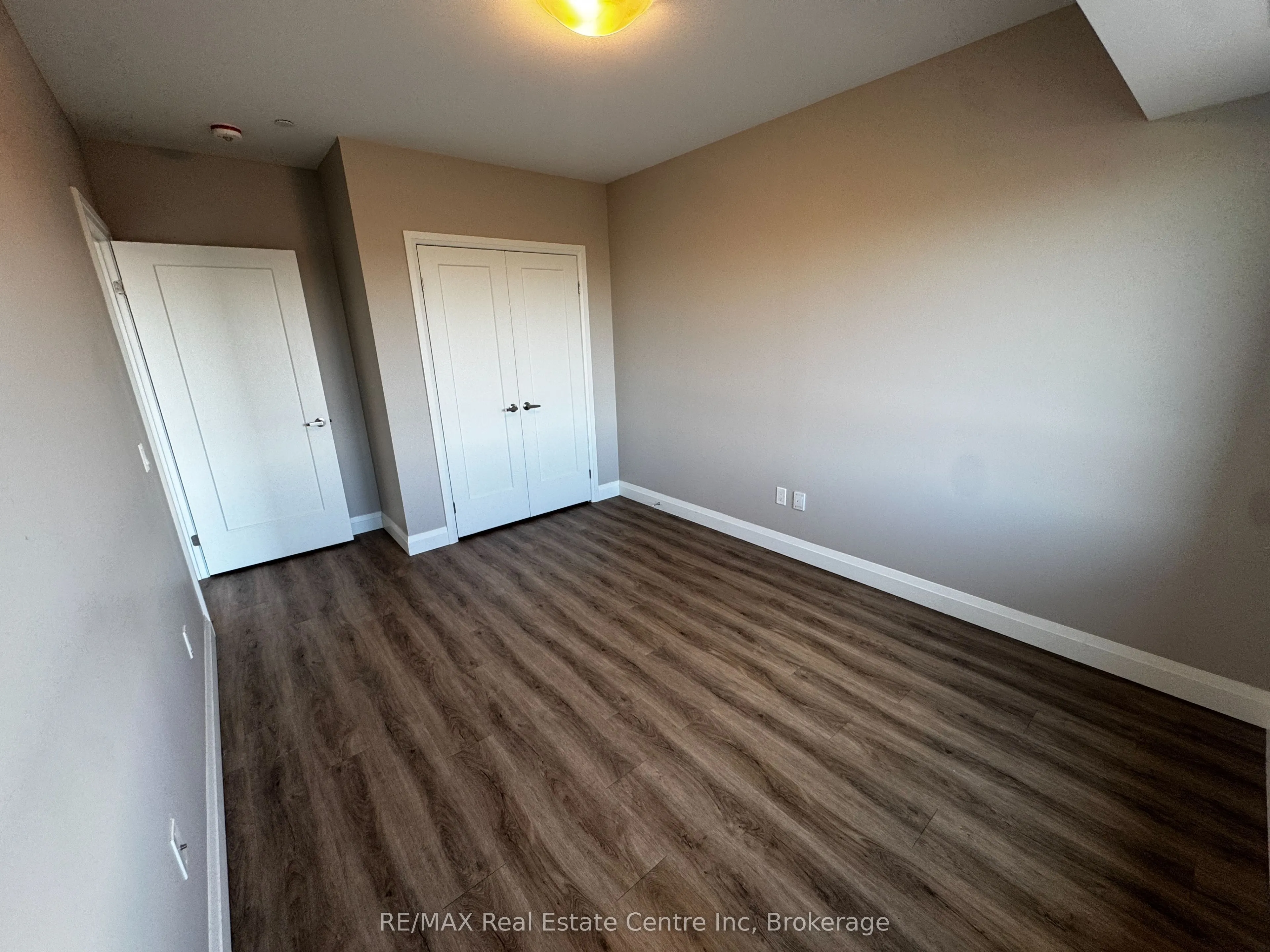 332 Gosling Gardens, #708