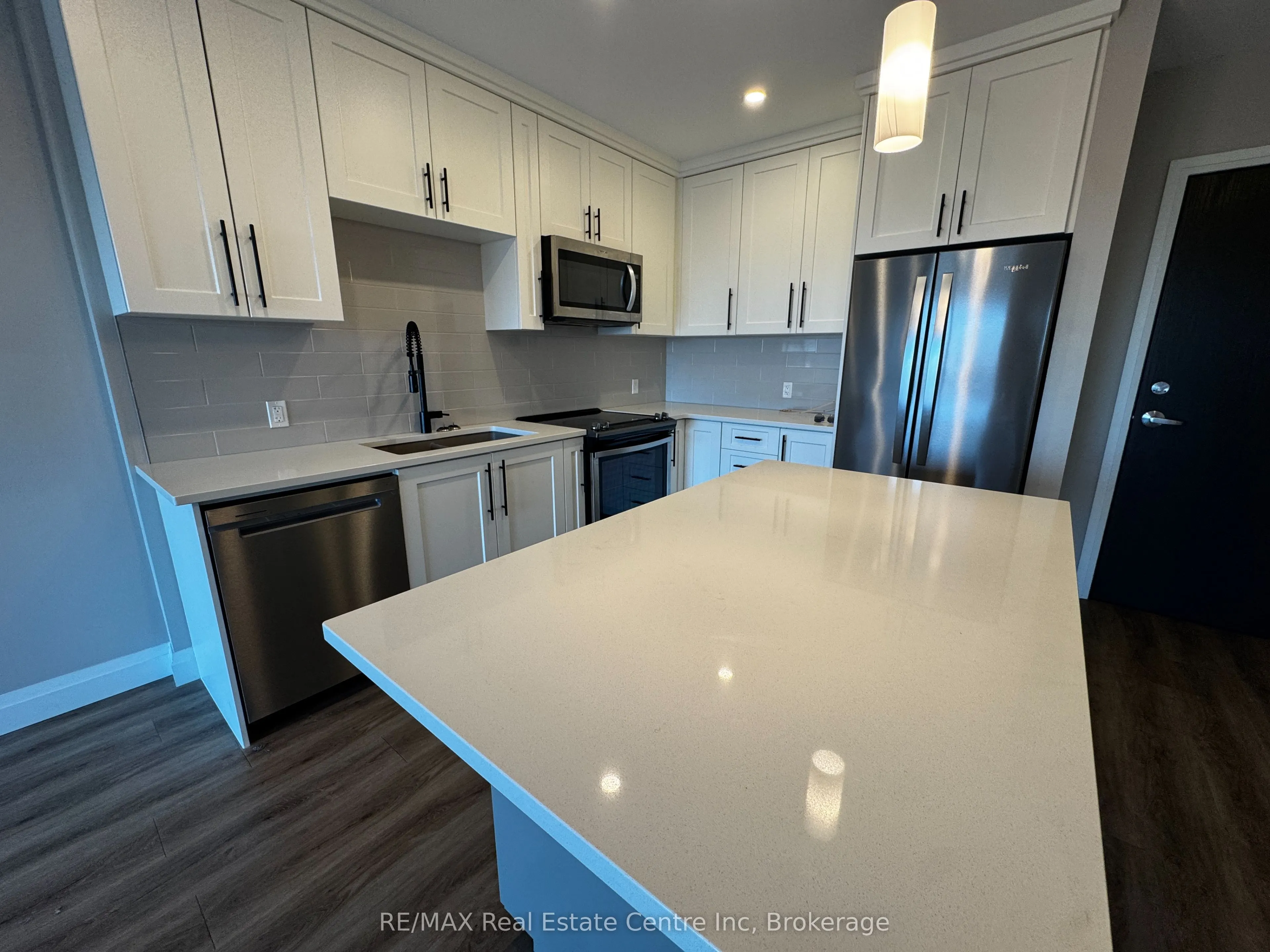 332 Gosling Gardens, #708