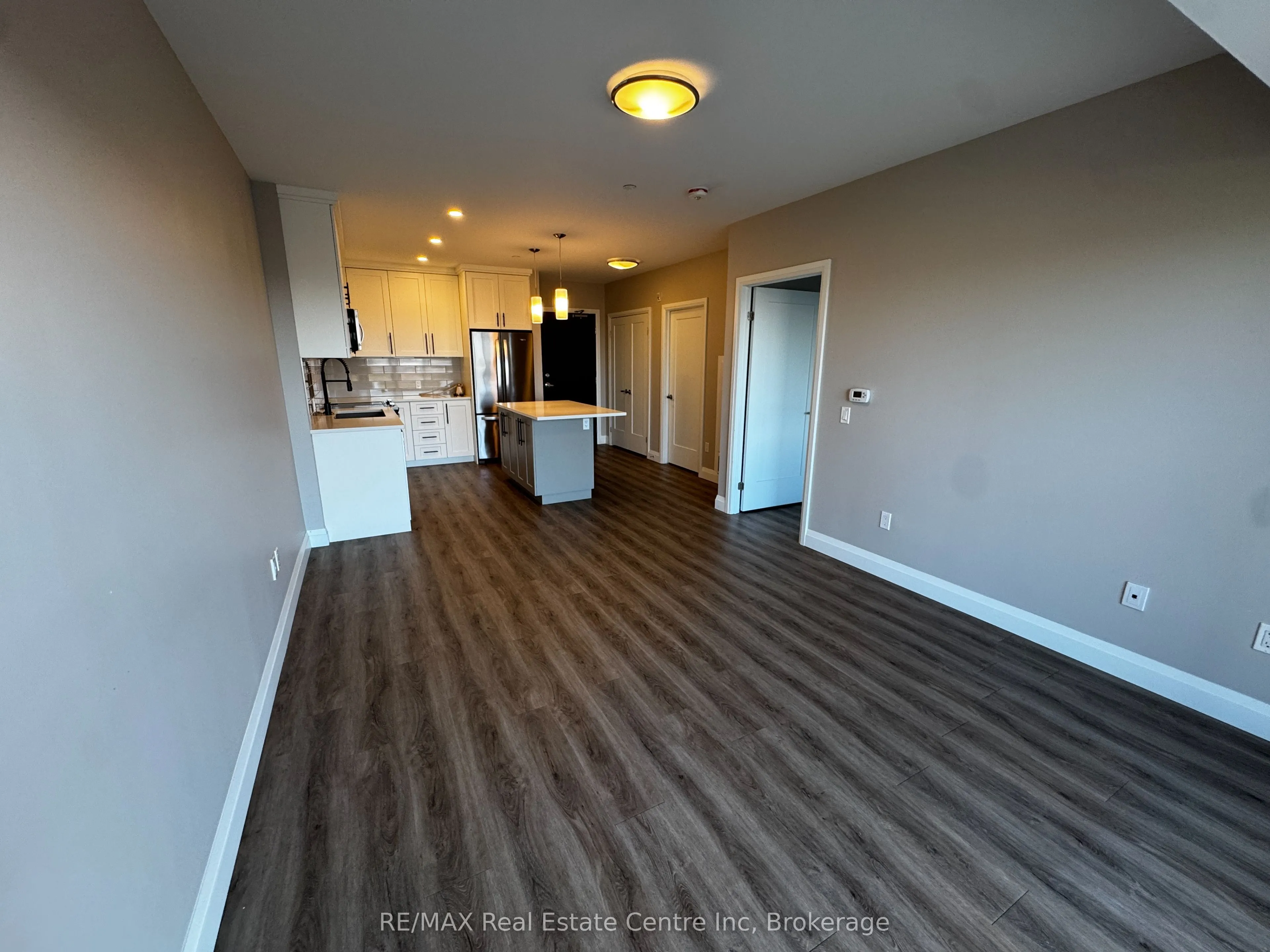 332 Gosling Gardens, #708