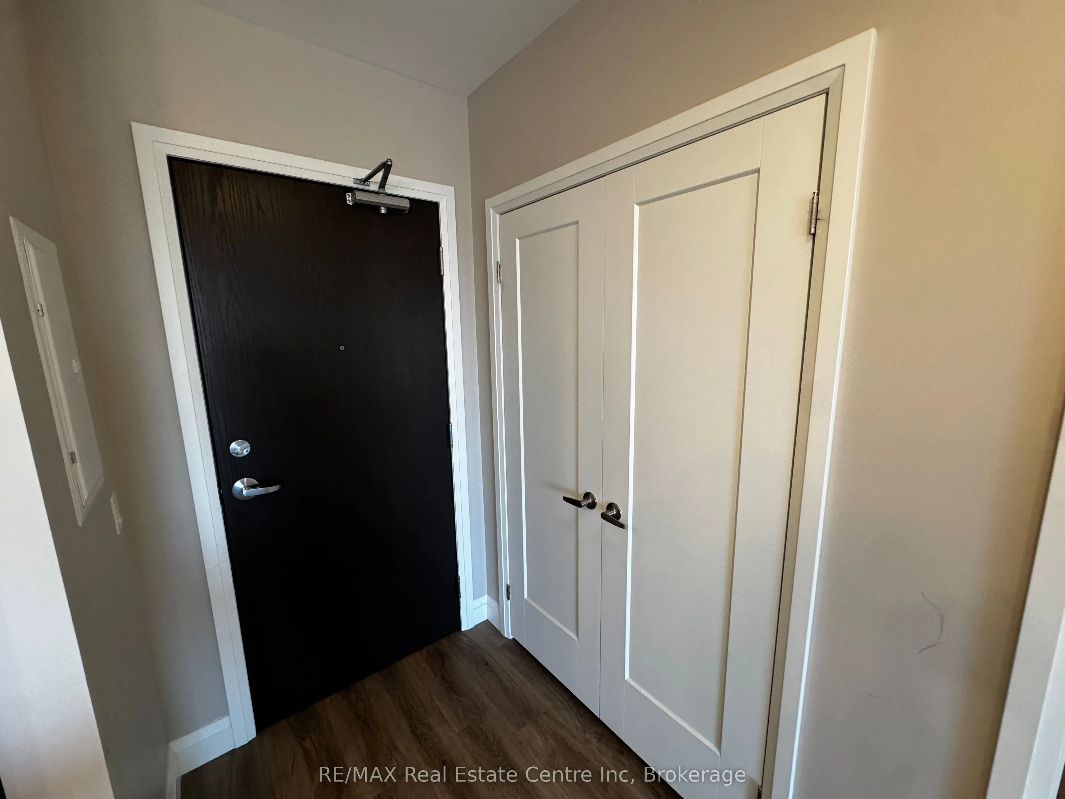 332 Gosling Gardens, #708