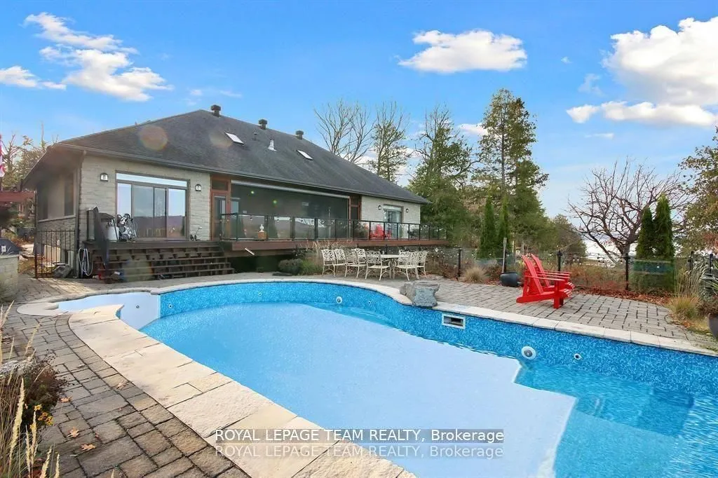 3886 Armitage Avenue