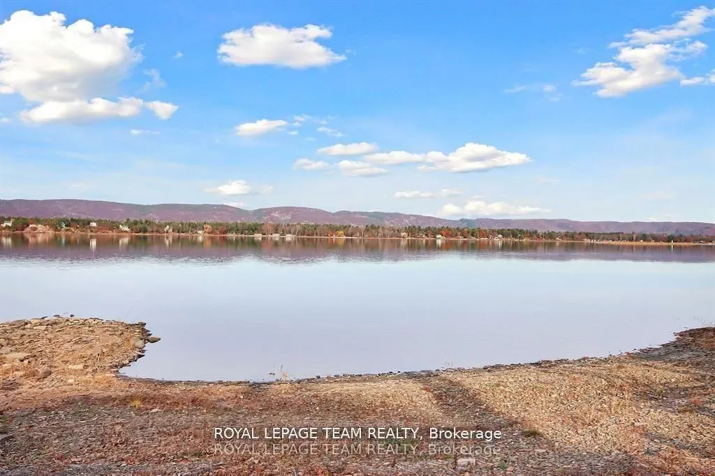 3886 Armitage Avenue