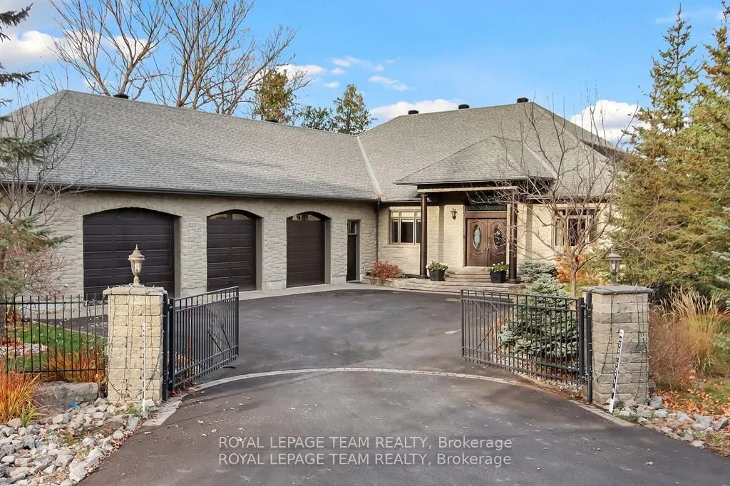 3886 Armitage Avenue