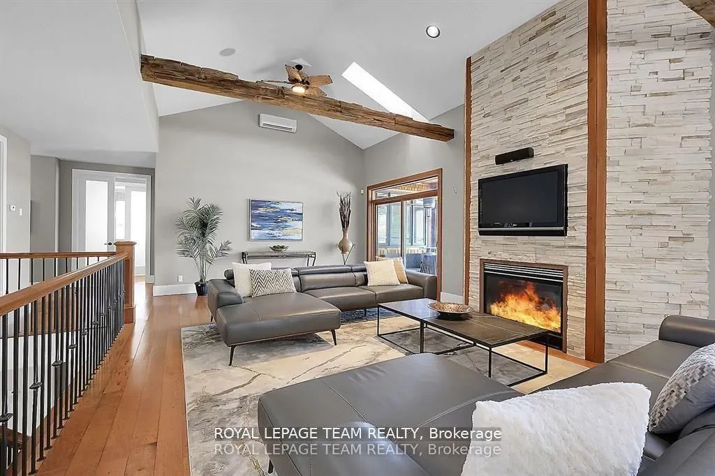 3886 Armitage Avenue