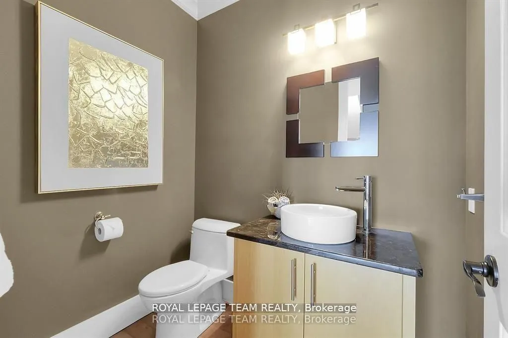 3886 Armitage Avenue