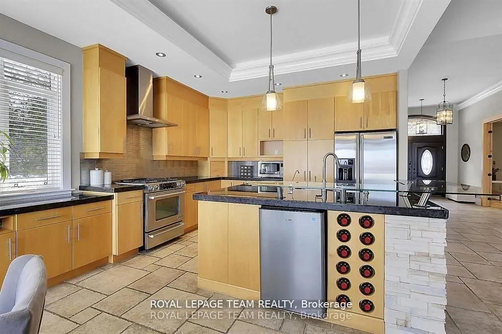 3886 Armitage Avenue