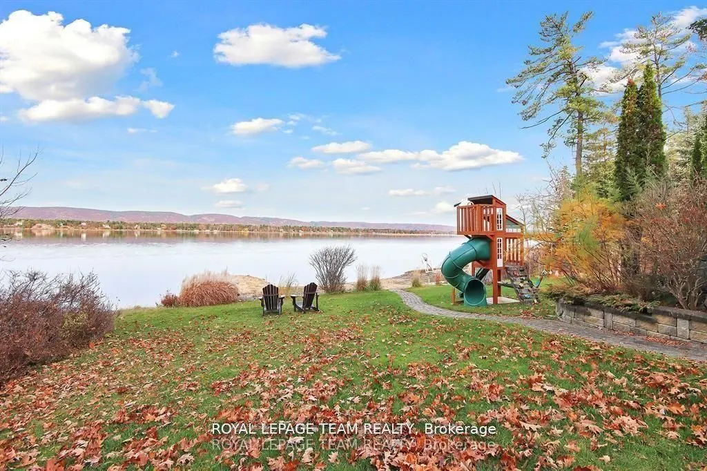 3886 Armitage Avenue