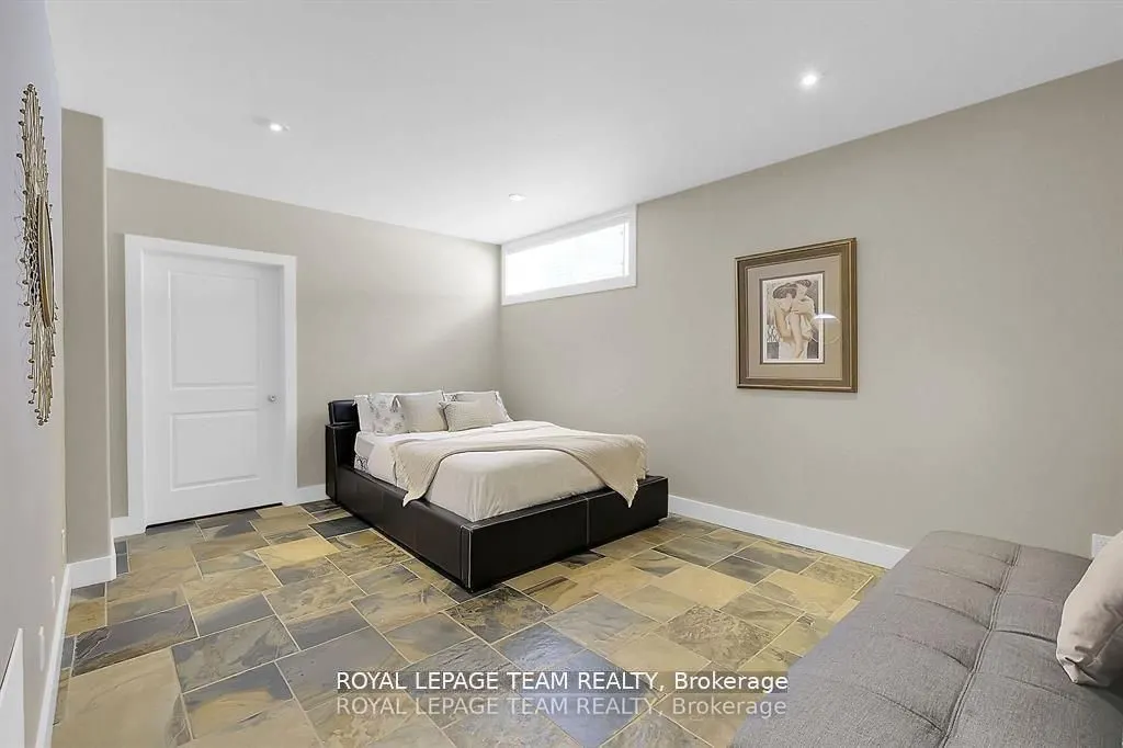 3886 Armitage Avenue