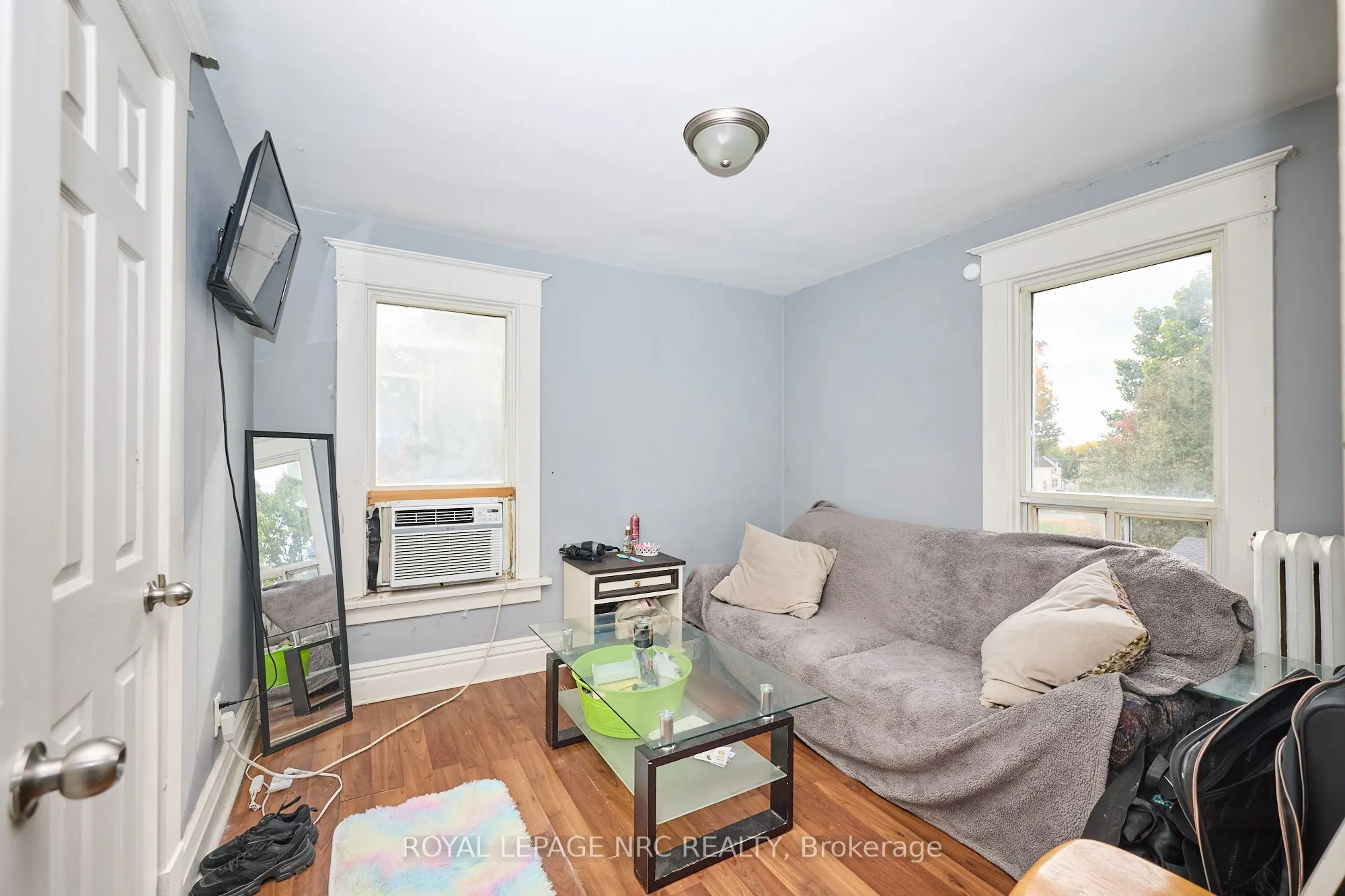 6173 PINE GROVE Avenue