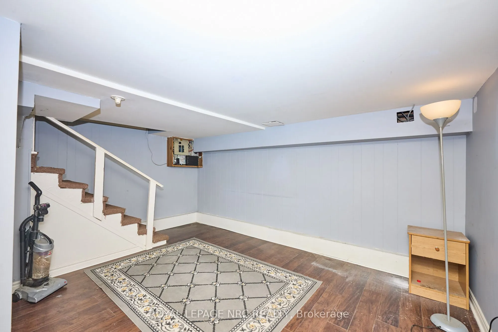 6173 PINE GROVE Avenue