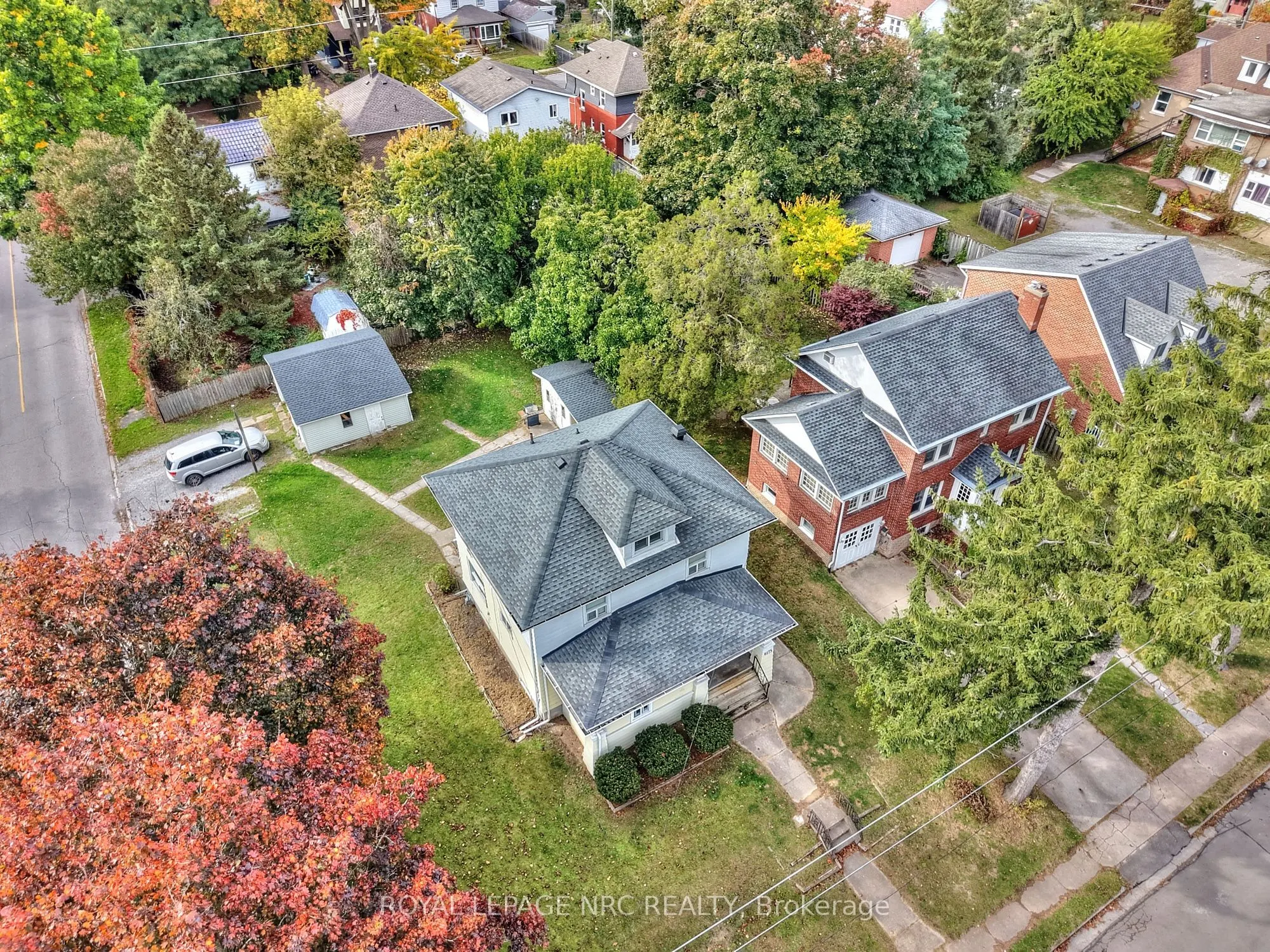 6173 PINE GROVE Avenue