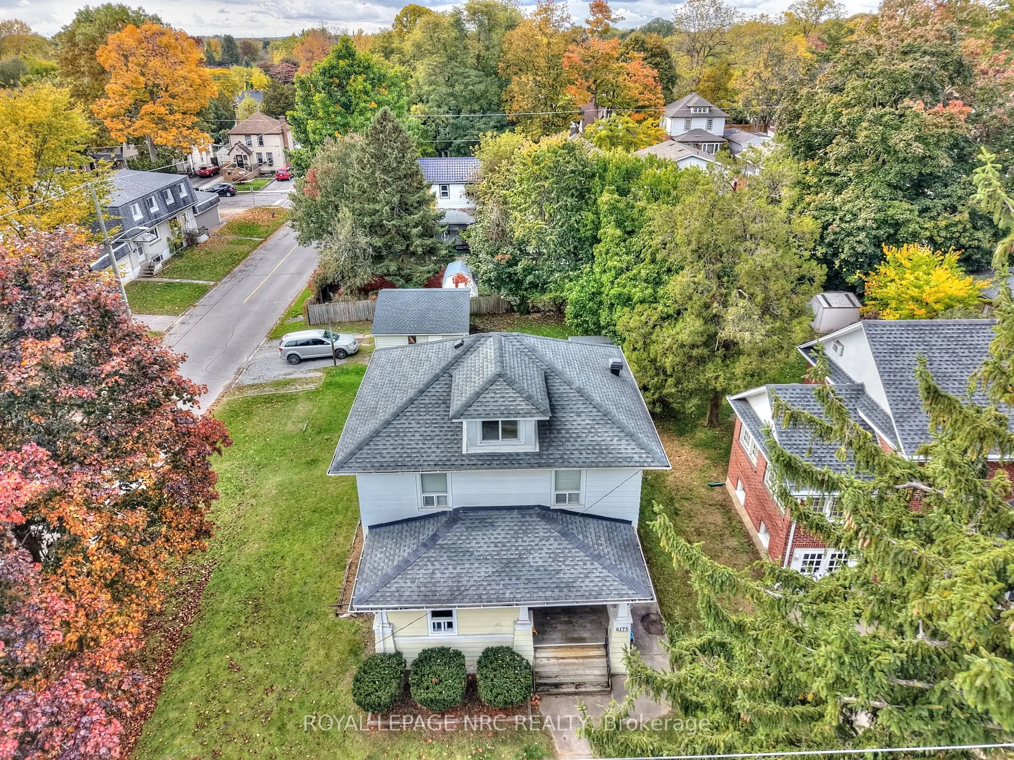 6173 PINE GROVE Avenue