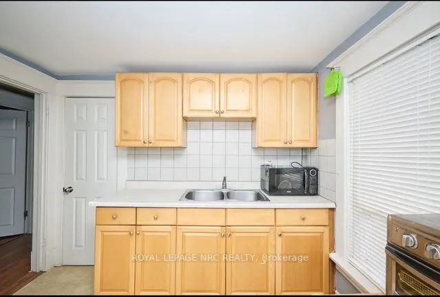 6173 PINE GROVE Avenue