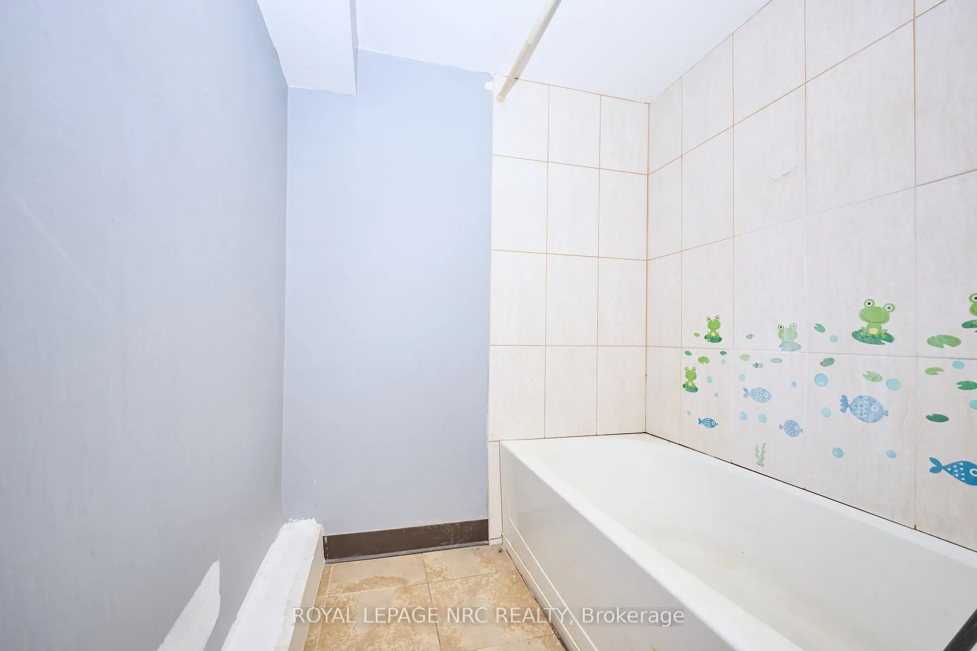 6173 PINE GROVE Avenue