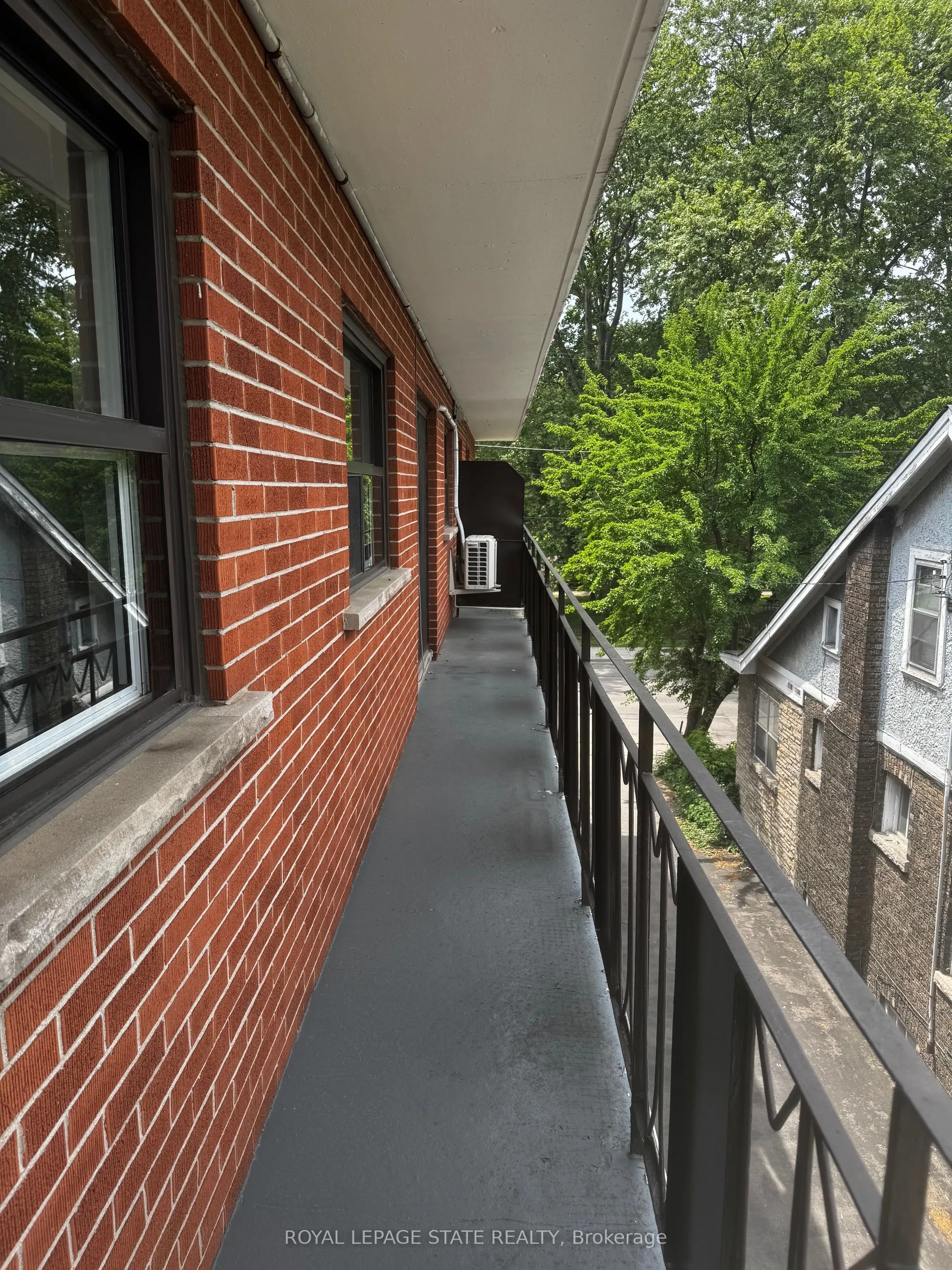 50 Hilda Avenue, #303