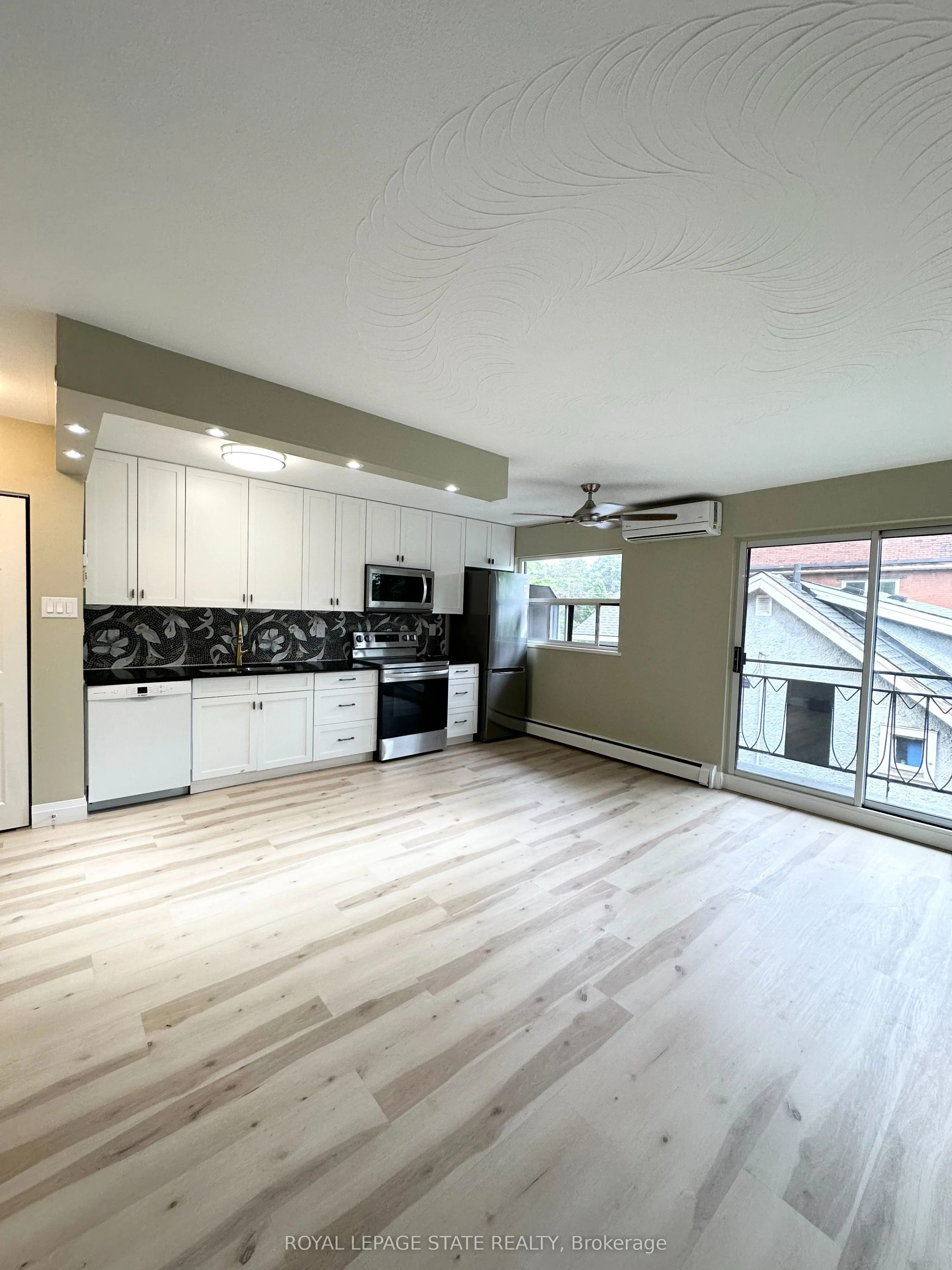 50 Hilda Avenue, #303