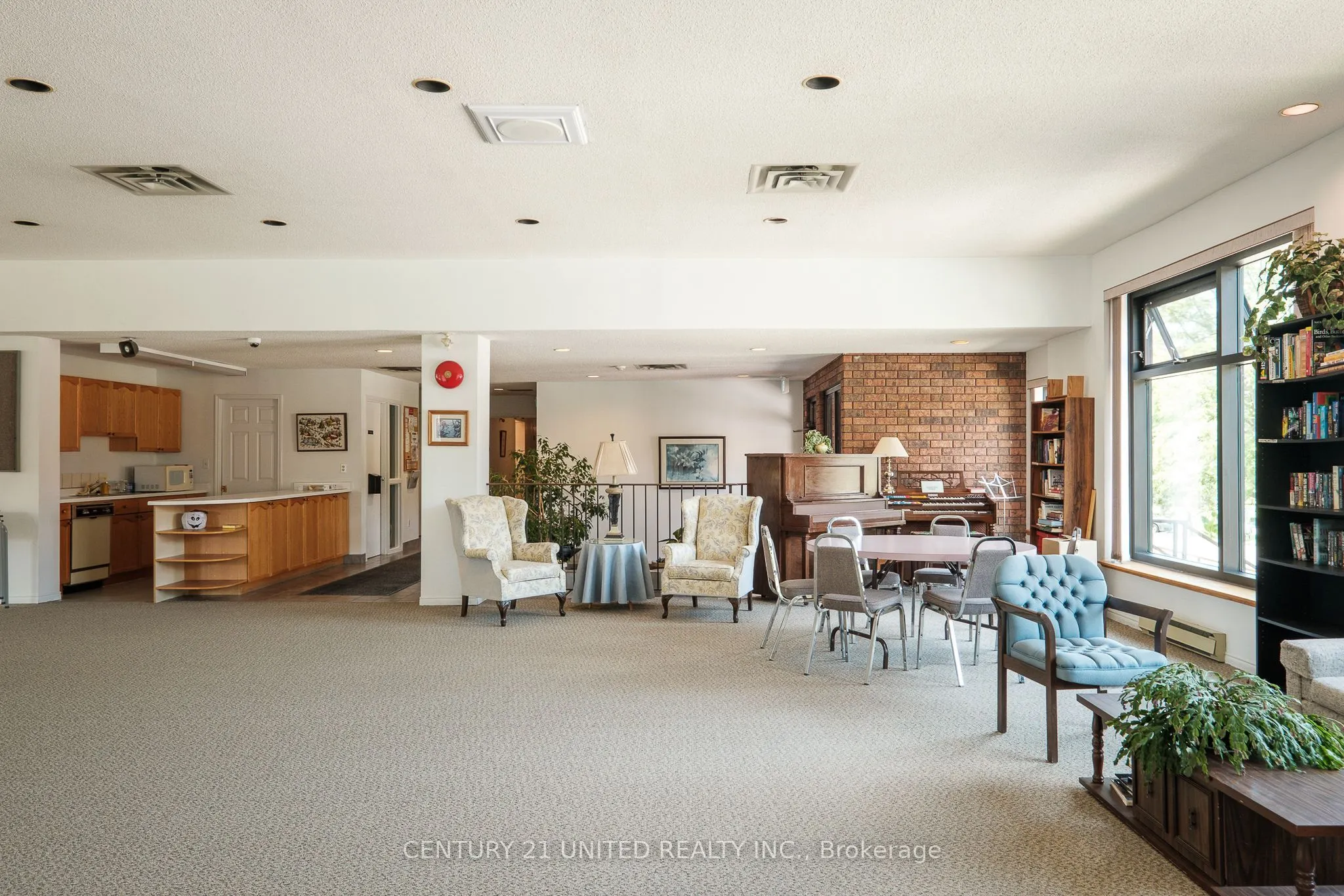 921 Armour Road, #222