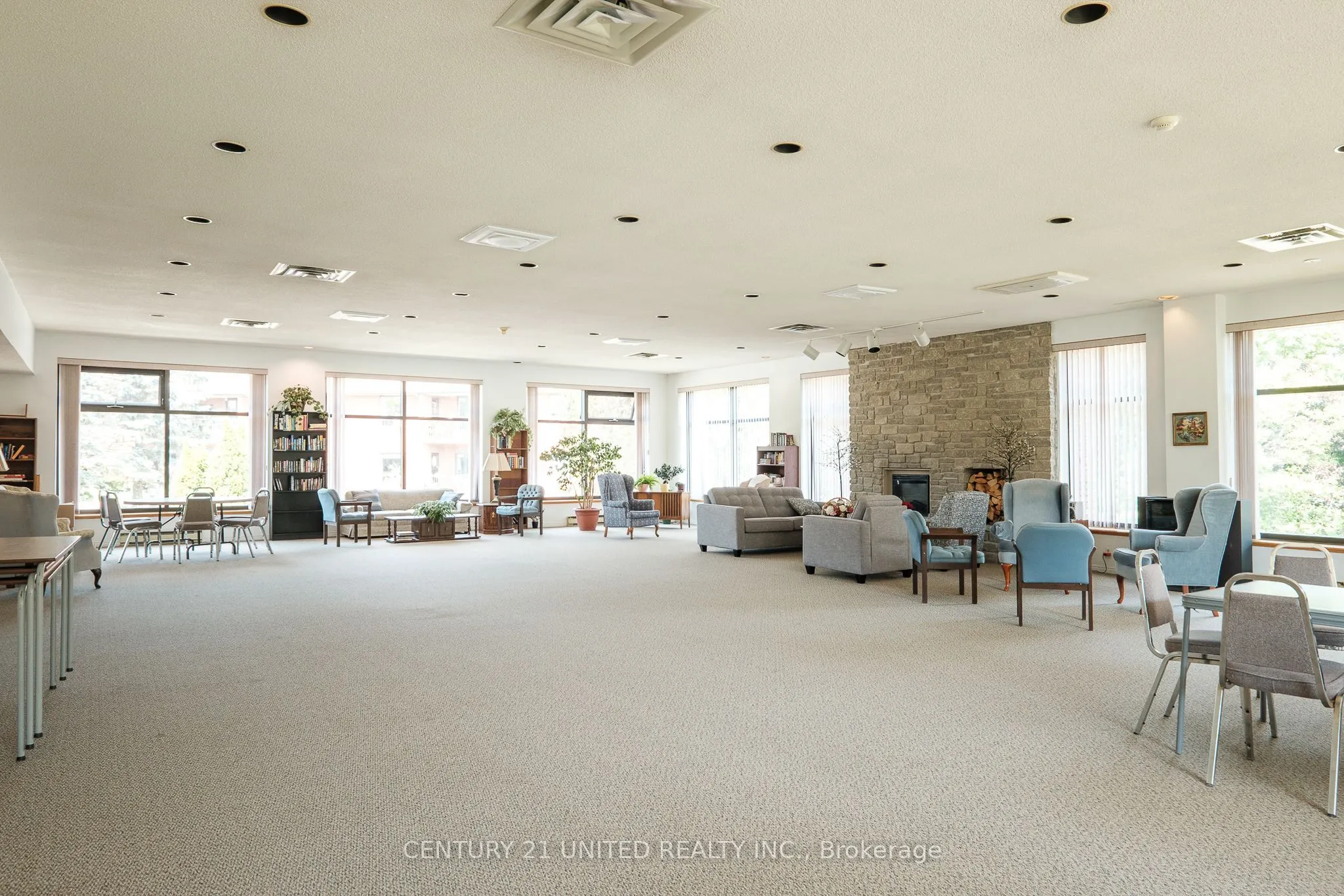 921 Armour Road, #222