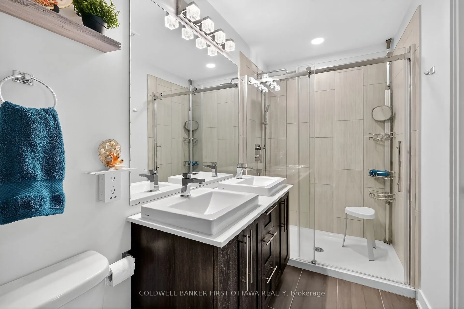 200 Inlet Private, #602