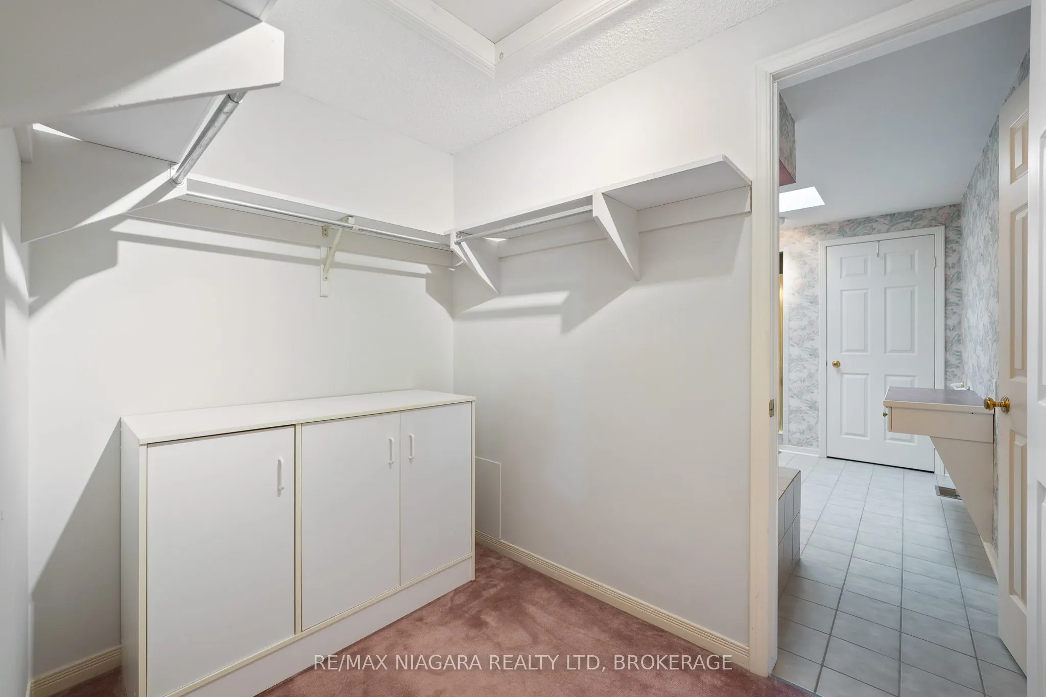 10 ELDERWOOD Drive, #2