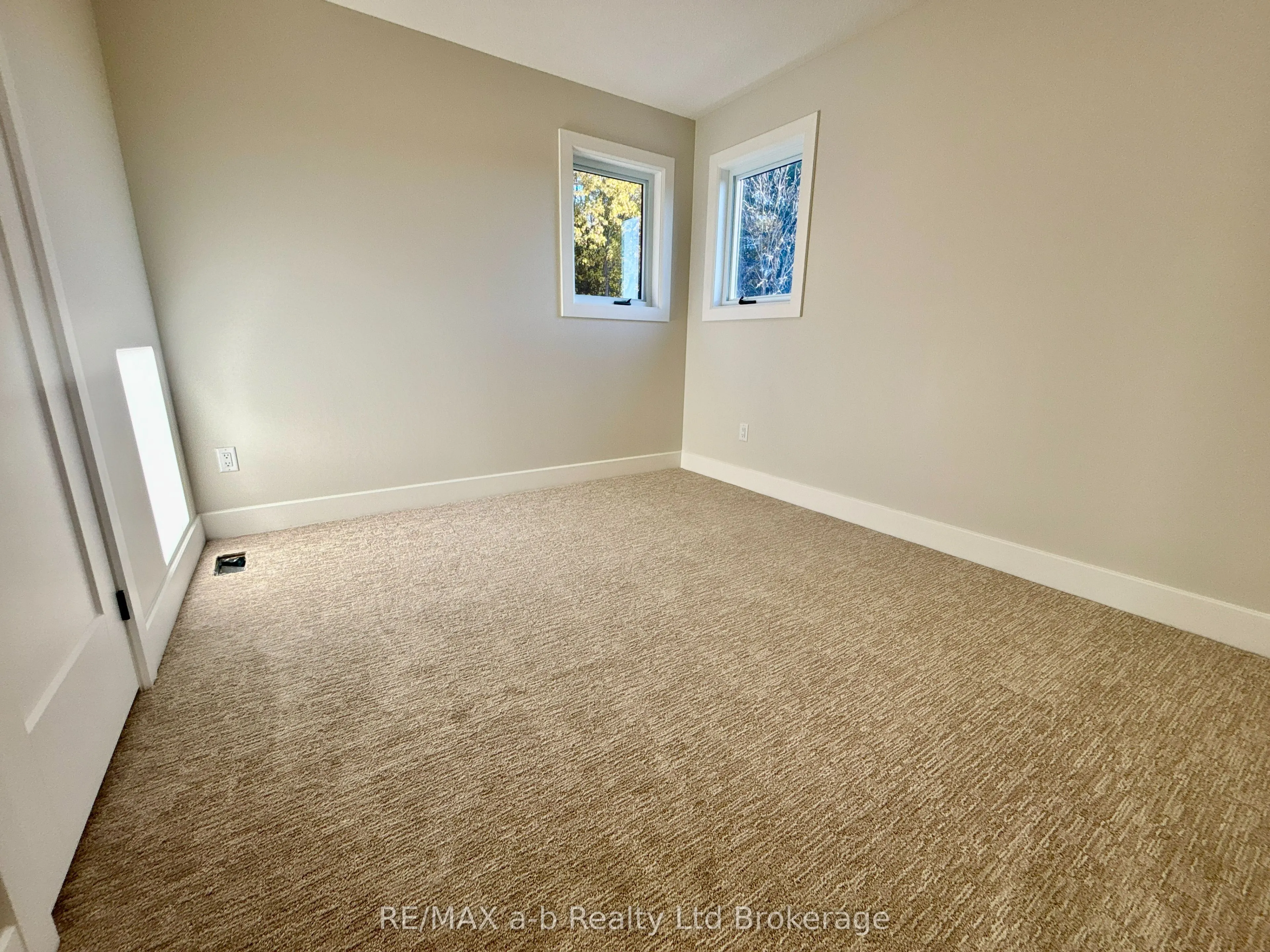 41 Cash Crescent
