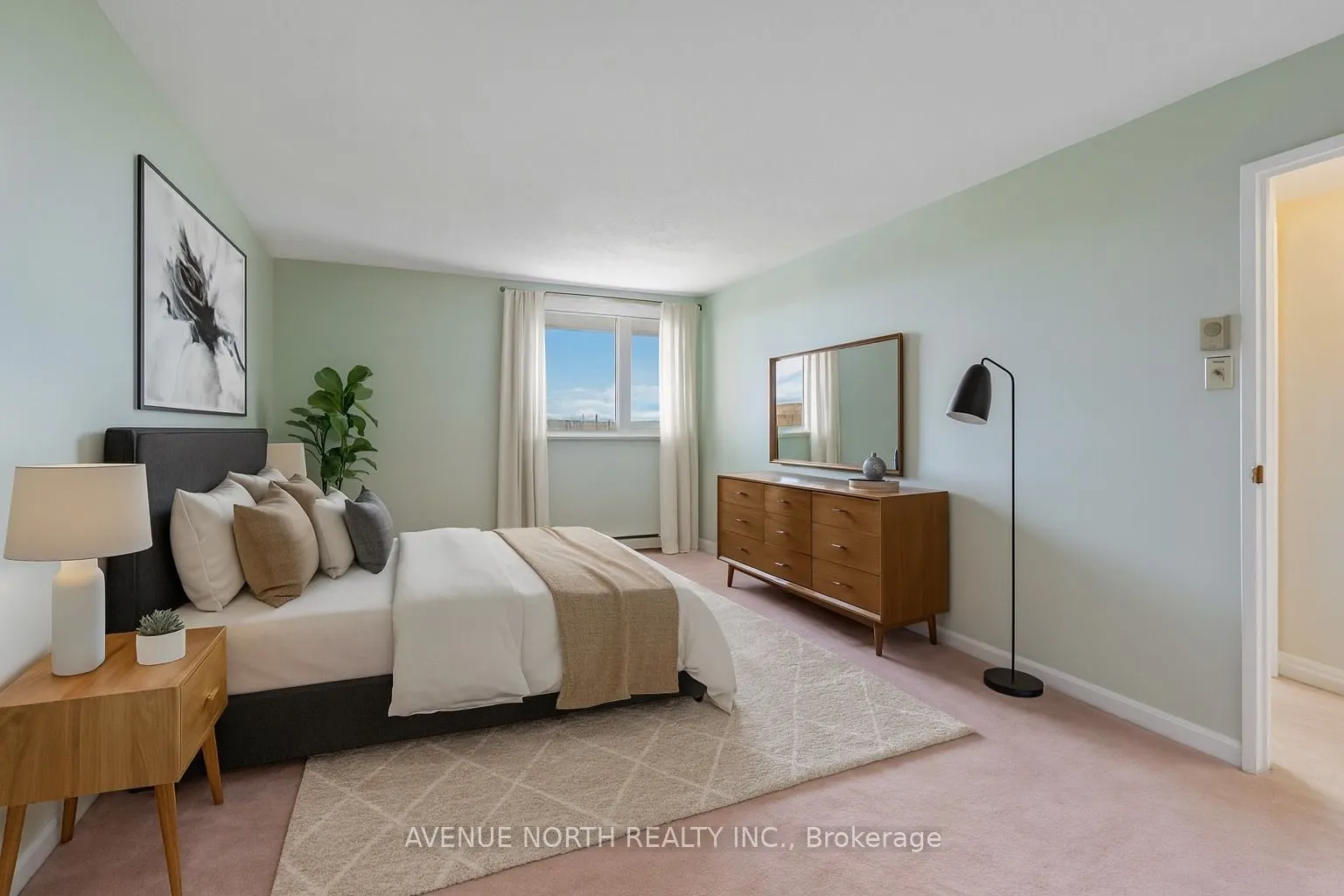 1500 Riverside Drive, #2401