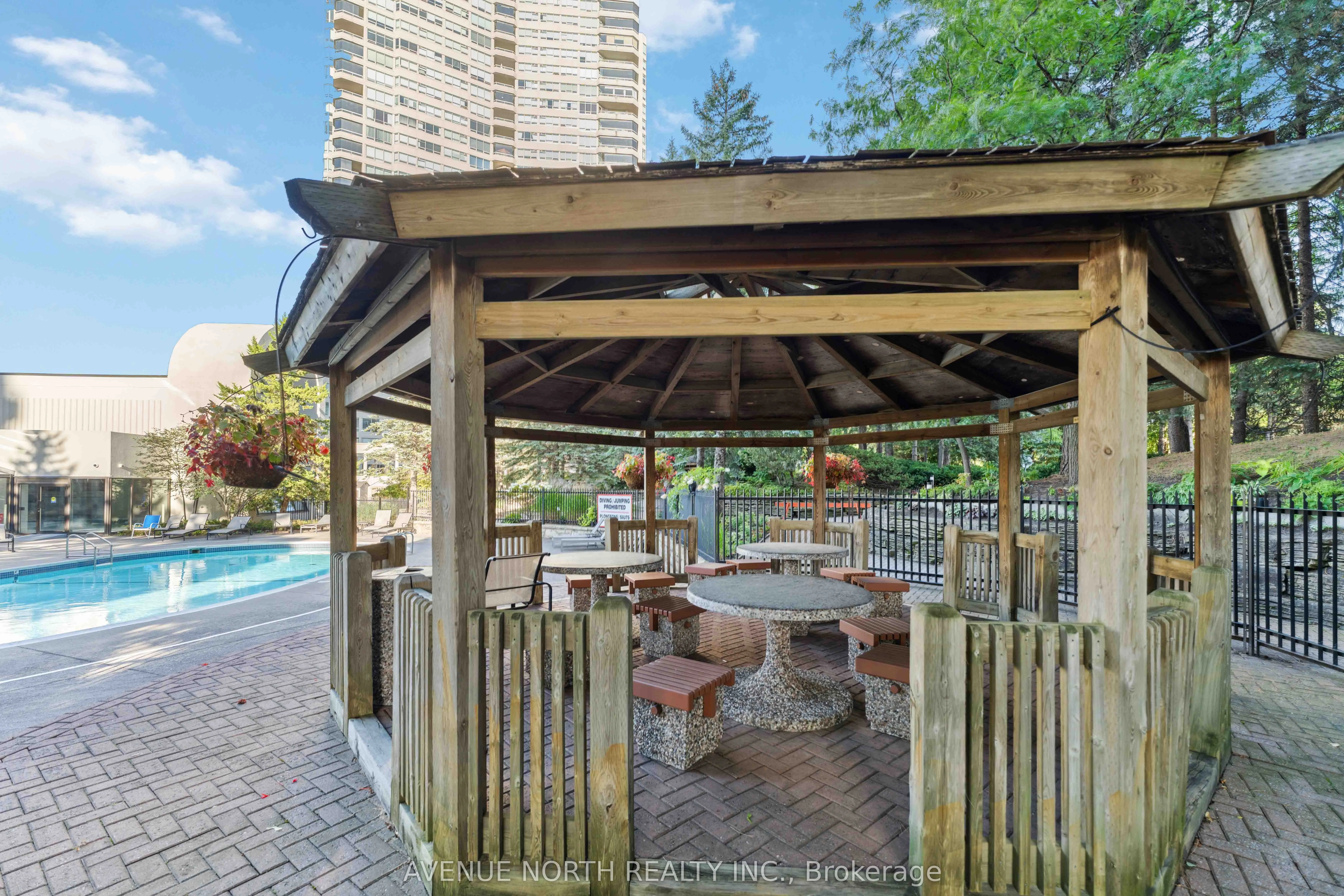 1500 Riverside Drive, #2401