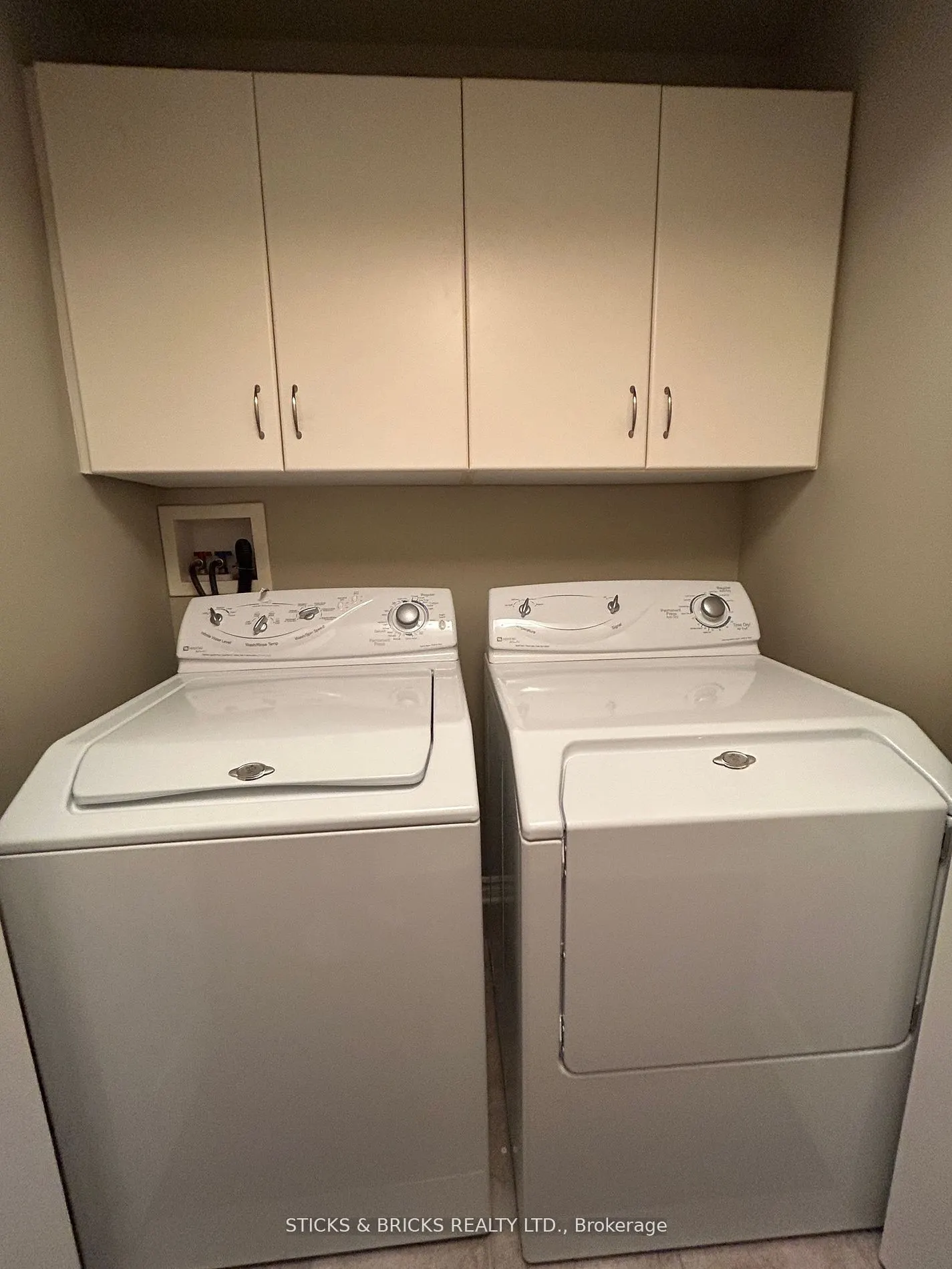 3241 Montrose Road, #12