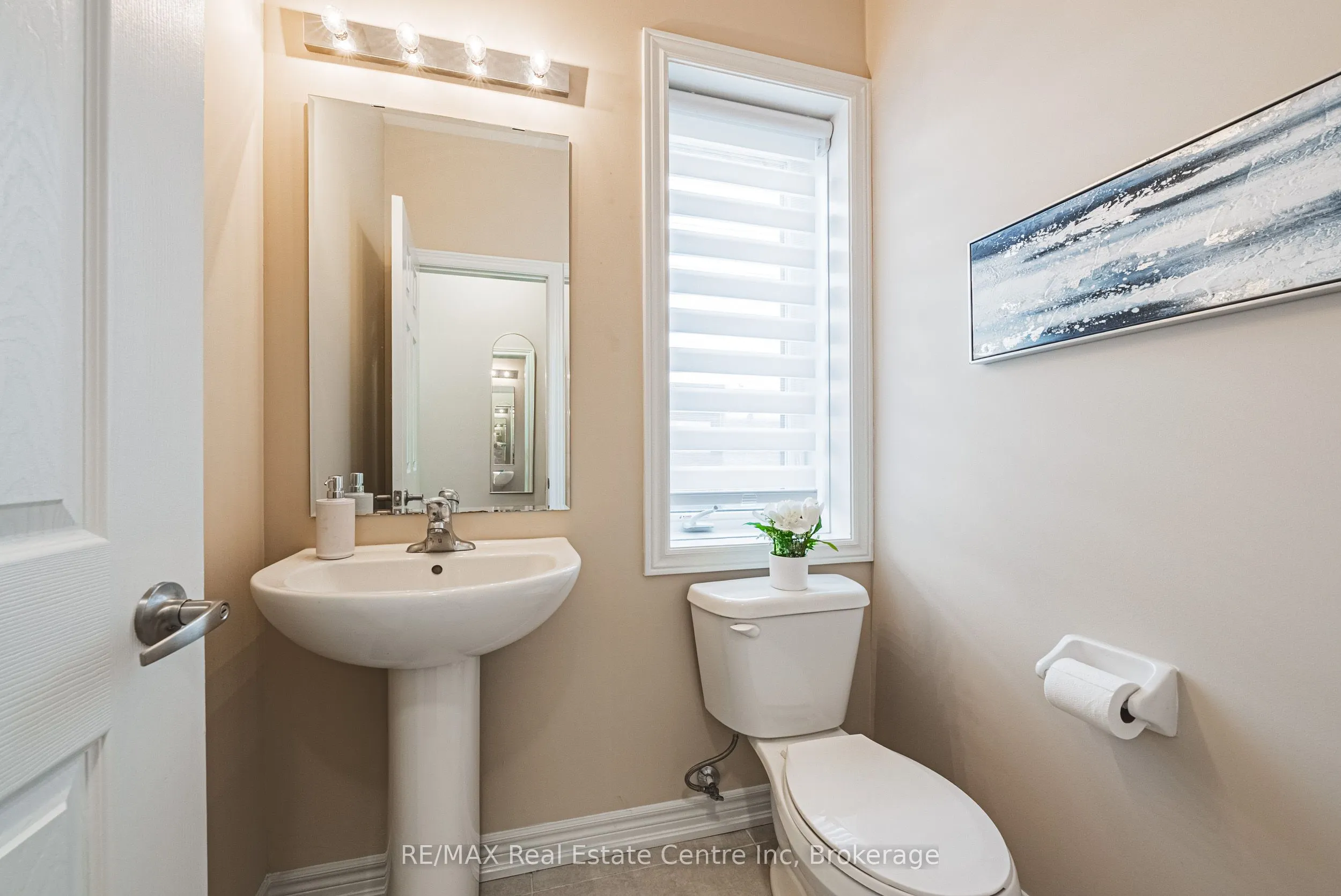 166 Deerpath Drive, #7