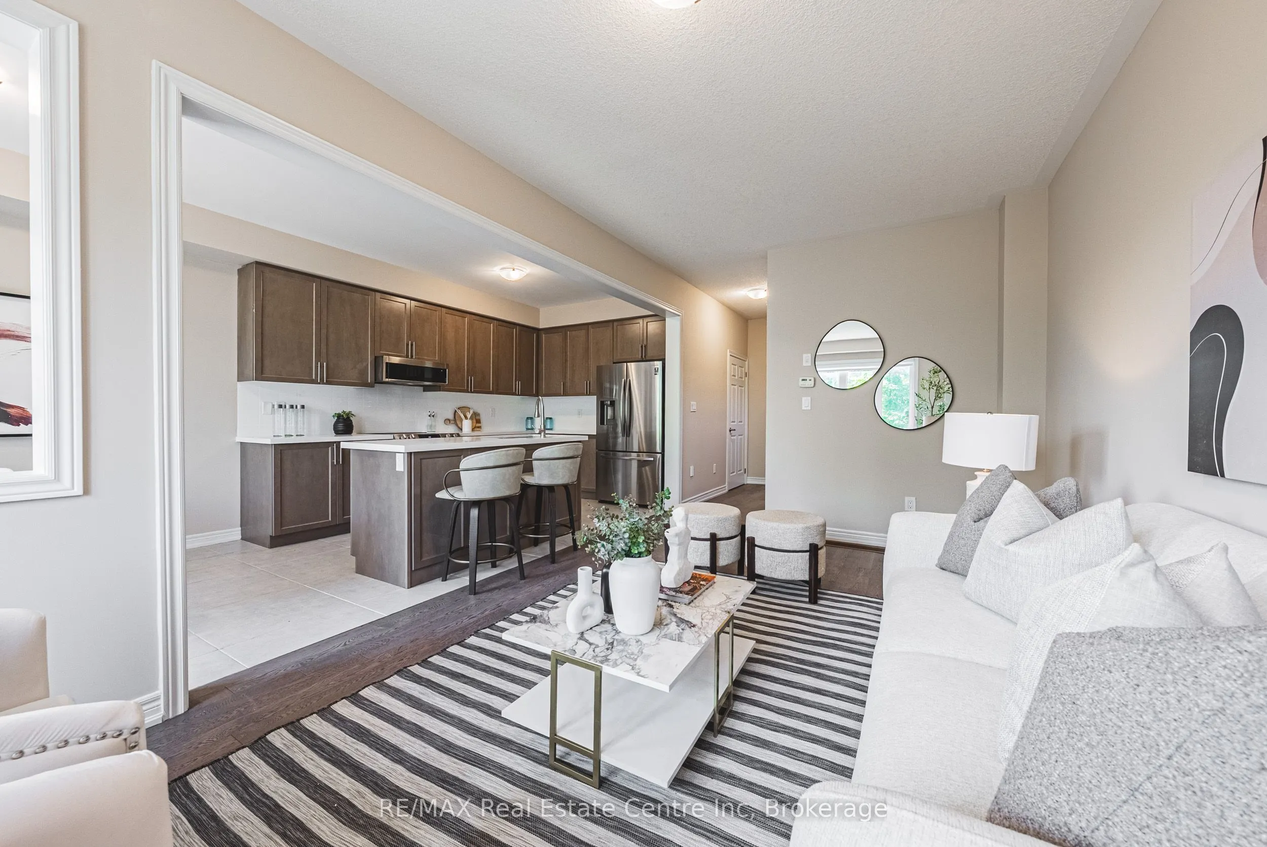 166 Deerpath Drive, #7