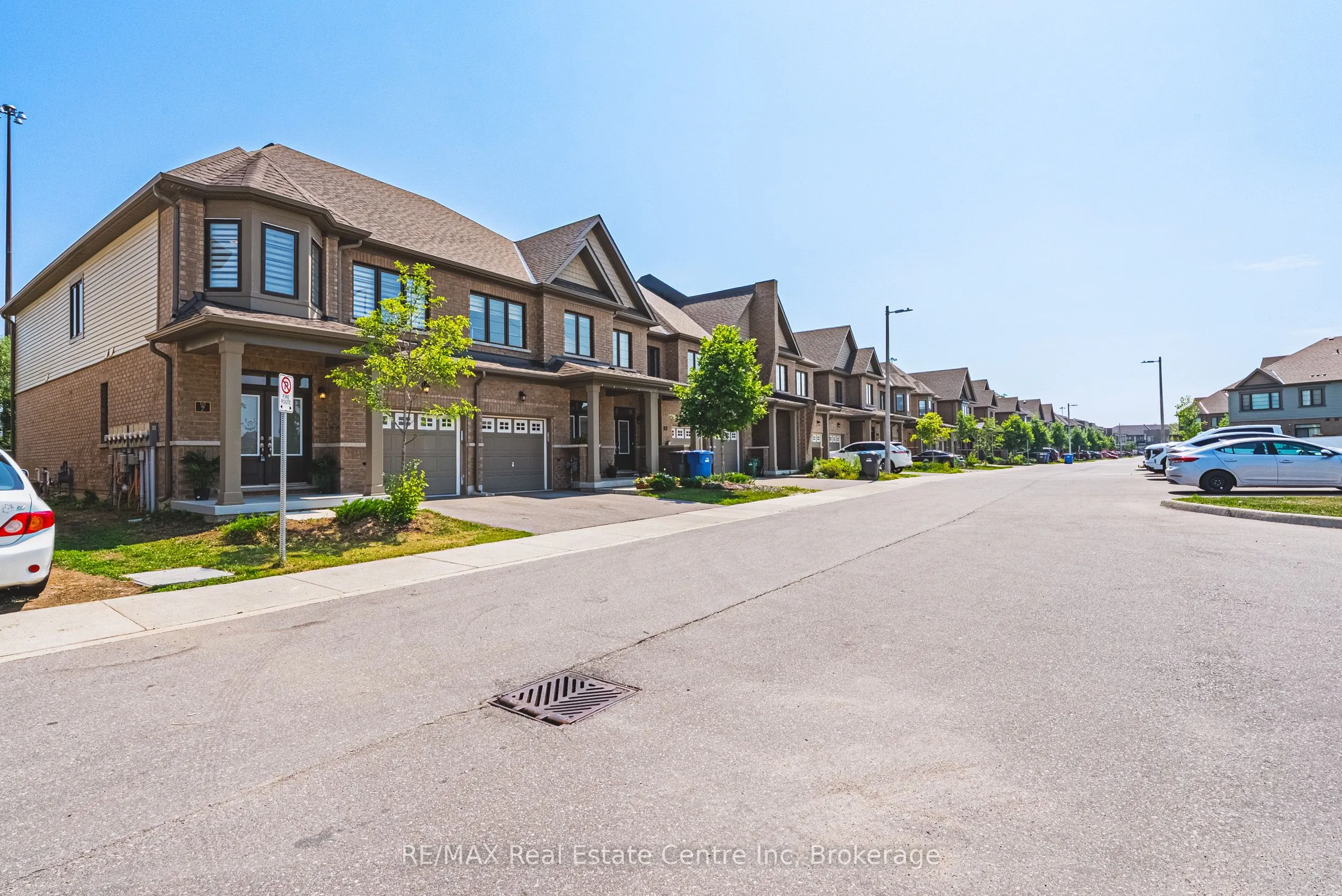 166 Deerpath Drive, #7